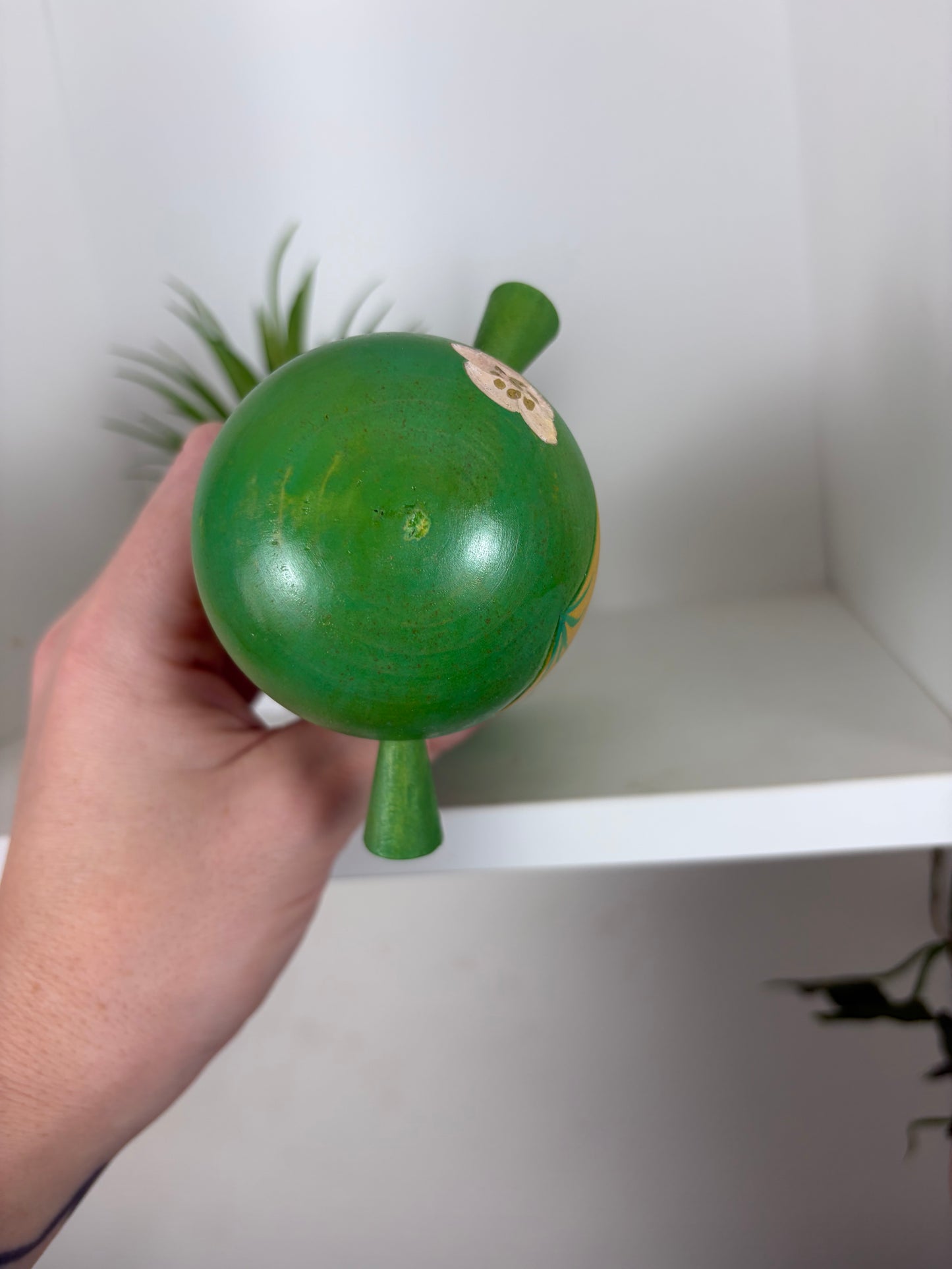 Beautiful Sosaku kokeshi by Aoki Ryoka (1931-)