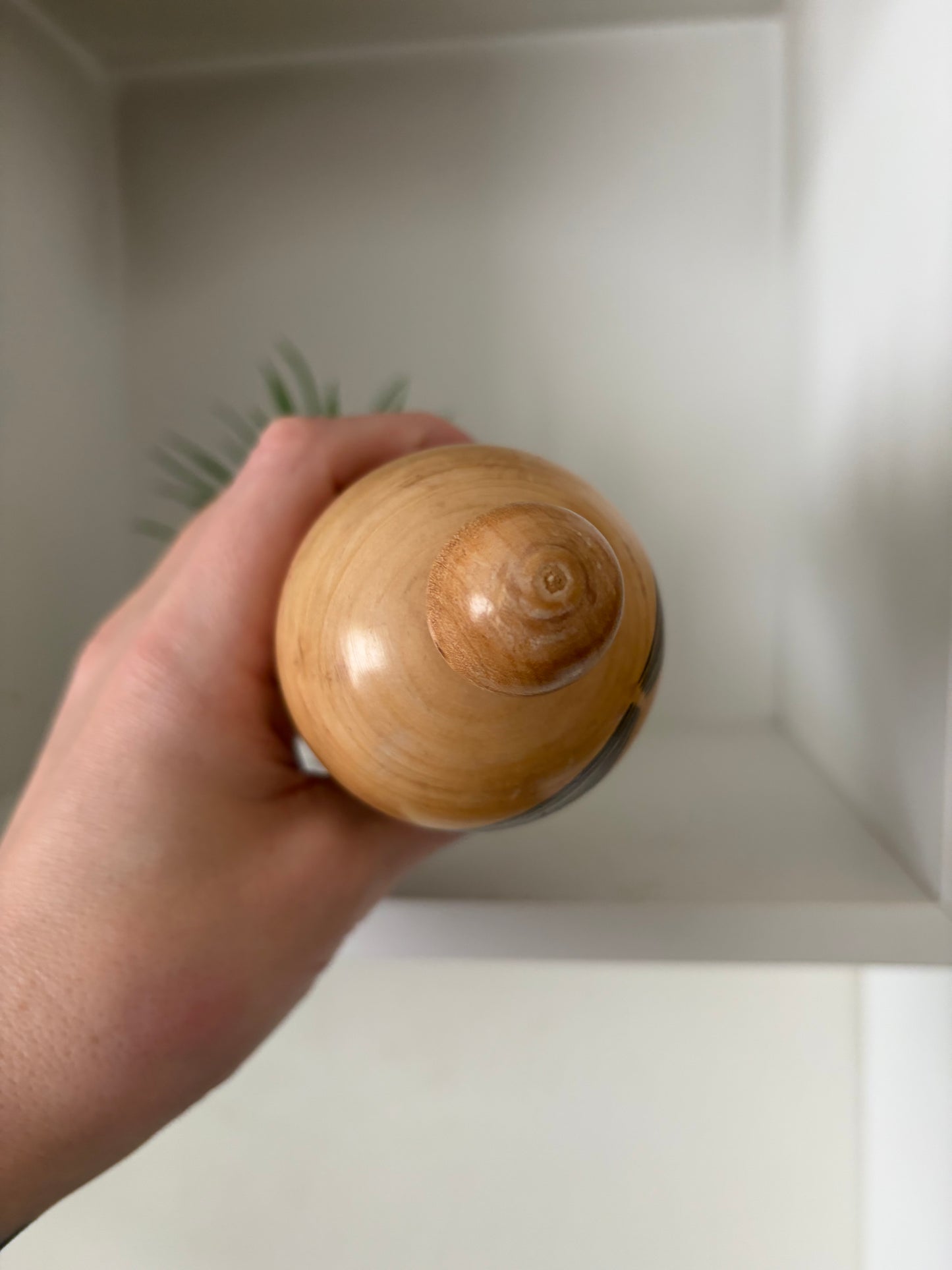 Vintage Sosaku Kokeshi made by Sato Suigai (1920-)