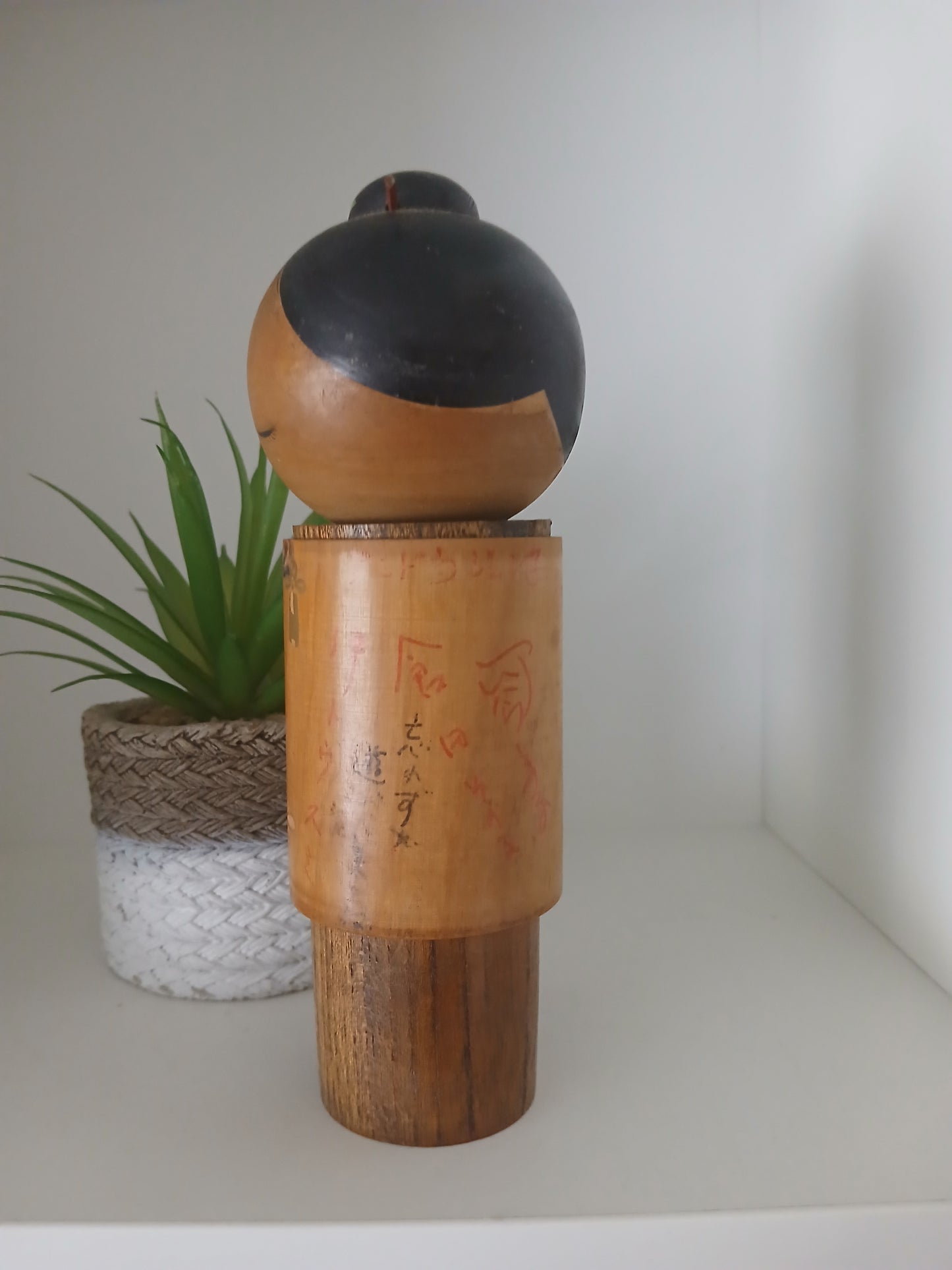 Award winning kokeshi made by Izumi Ueda