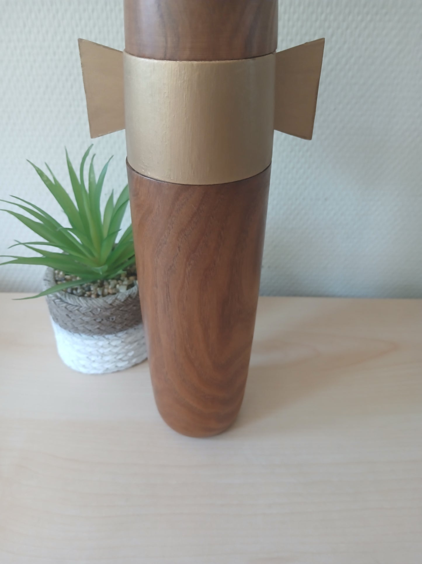 Exclusive elegant lady by Shozan Shido (1932-1995) - With original box