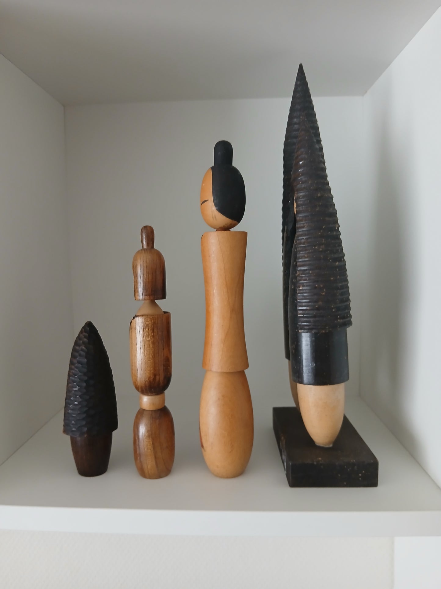 Set of 4 kokeshi by Shozan shido (1932-1995)