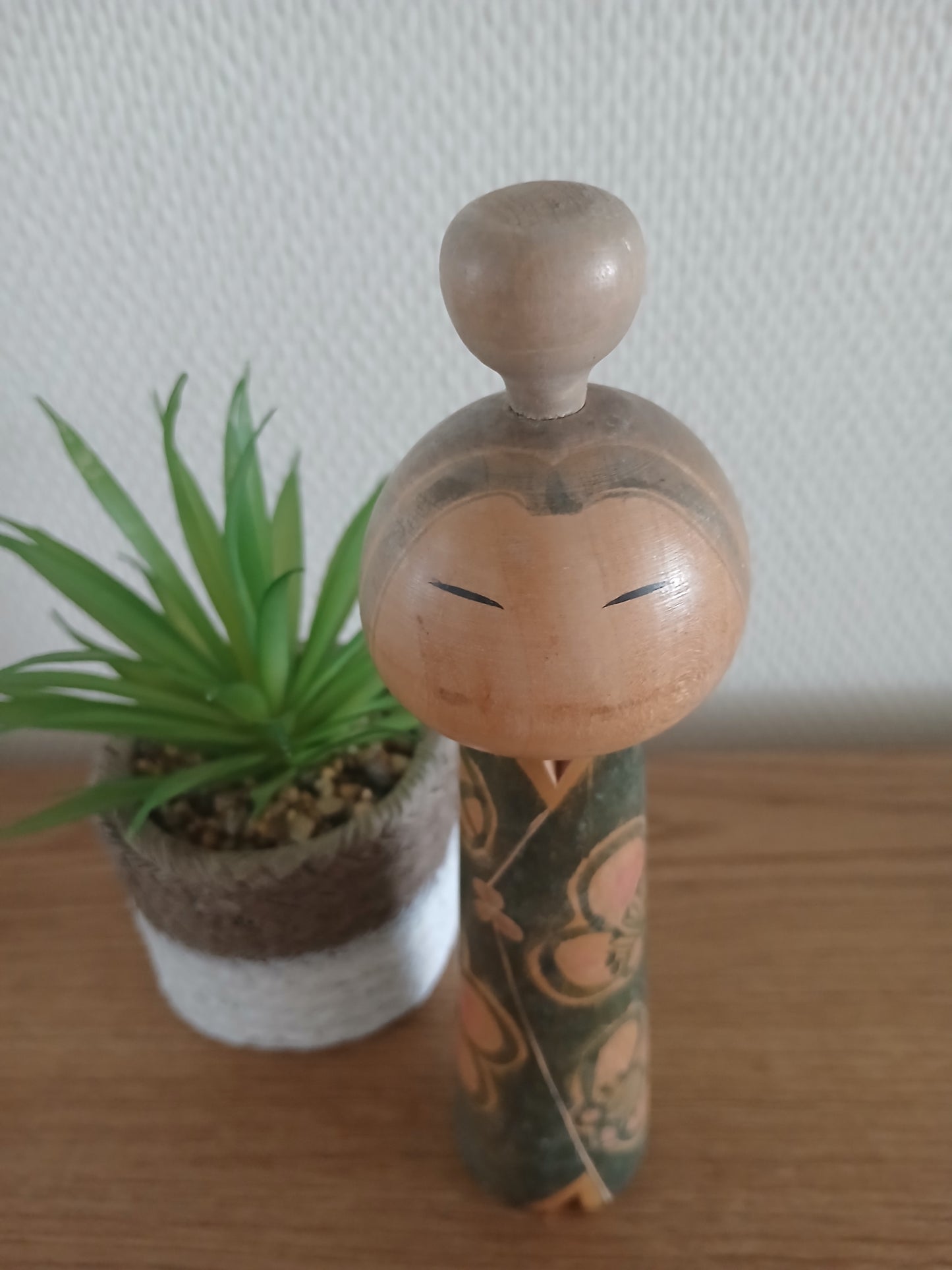 Vintage creative kokeshi by Issetsu Kuribayashi (1924-2011)