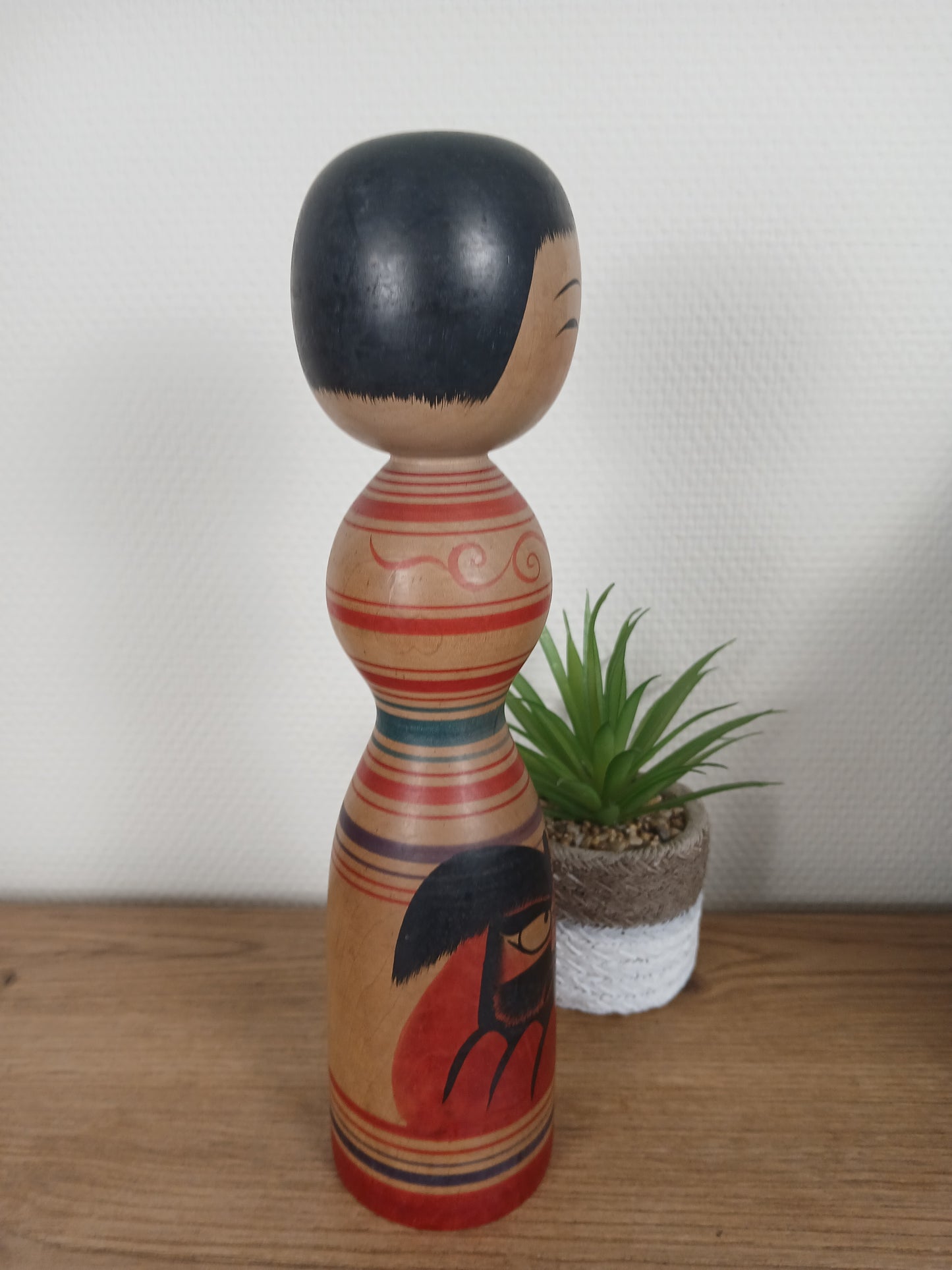 Vintage traditional Tsugaru kokeshi by Muramoto Fumio