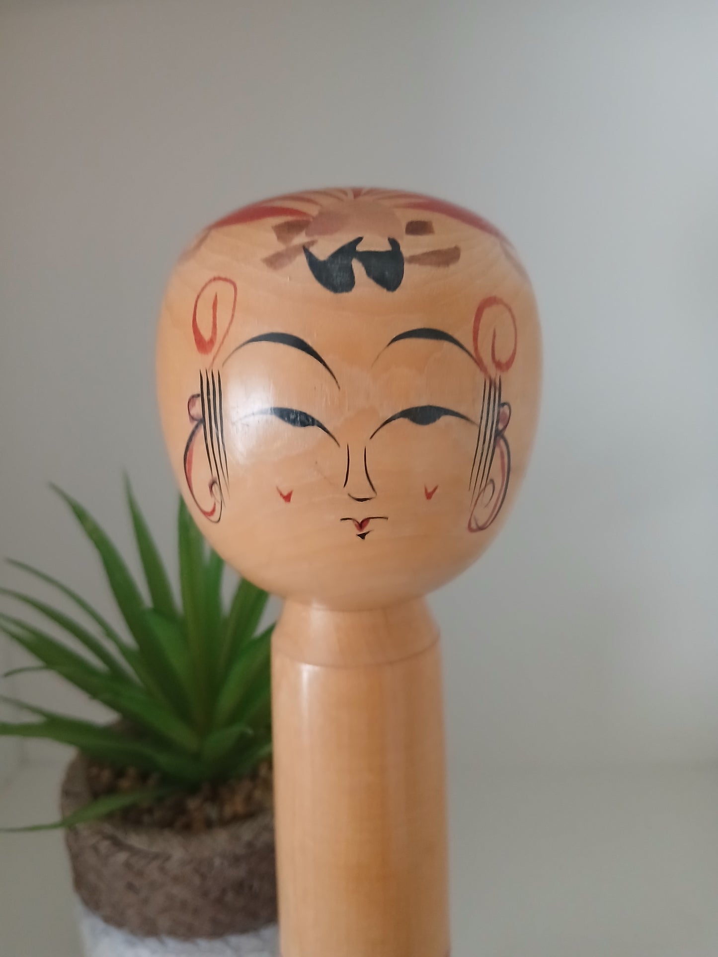 Vintage traditional Yajiro Kokeshi by Sato Yoshiaki -with rattle in the head