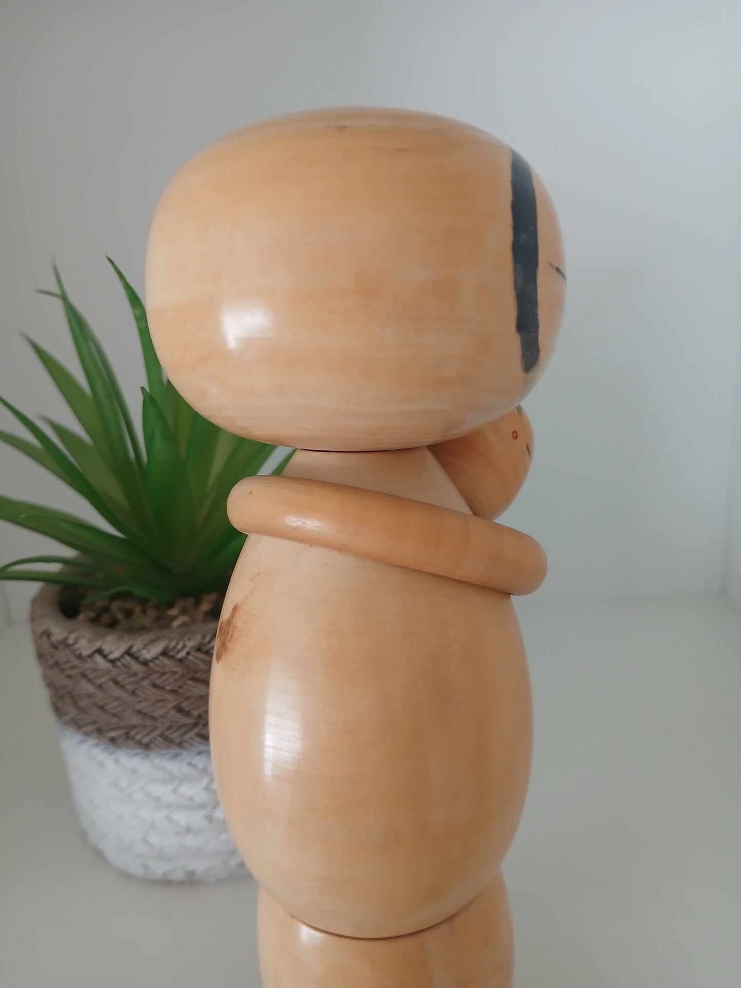 Vintage creative kokeshi by Yajima Suihou (1915-)- Mother and child