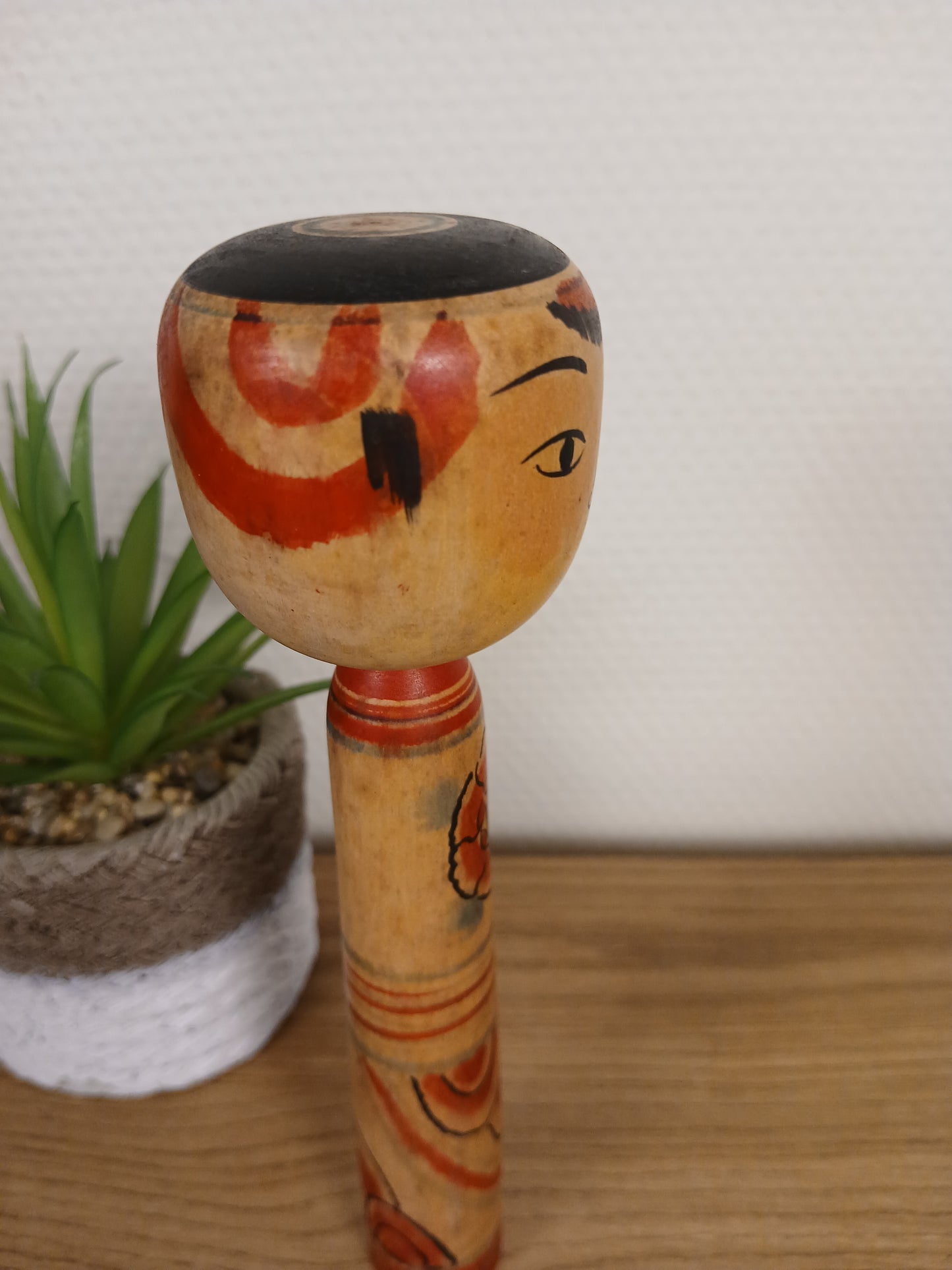 Traditional vintage Nakanosawa Kokeshi by Seya Juji (1924-2004)