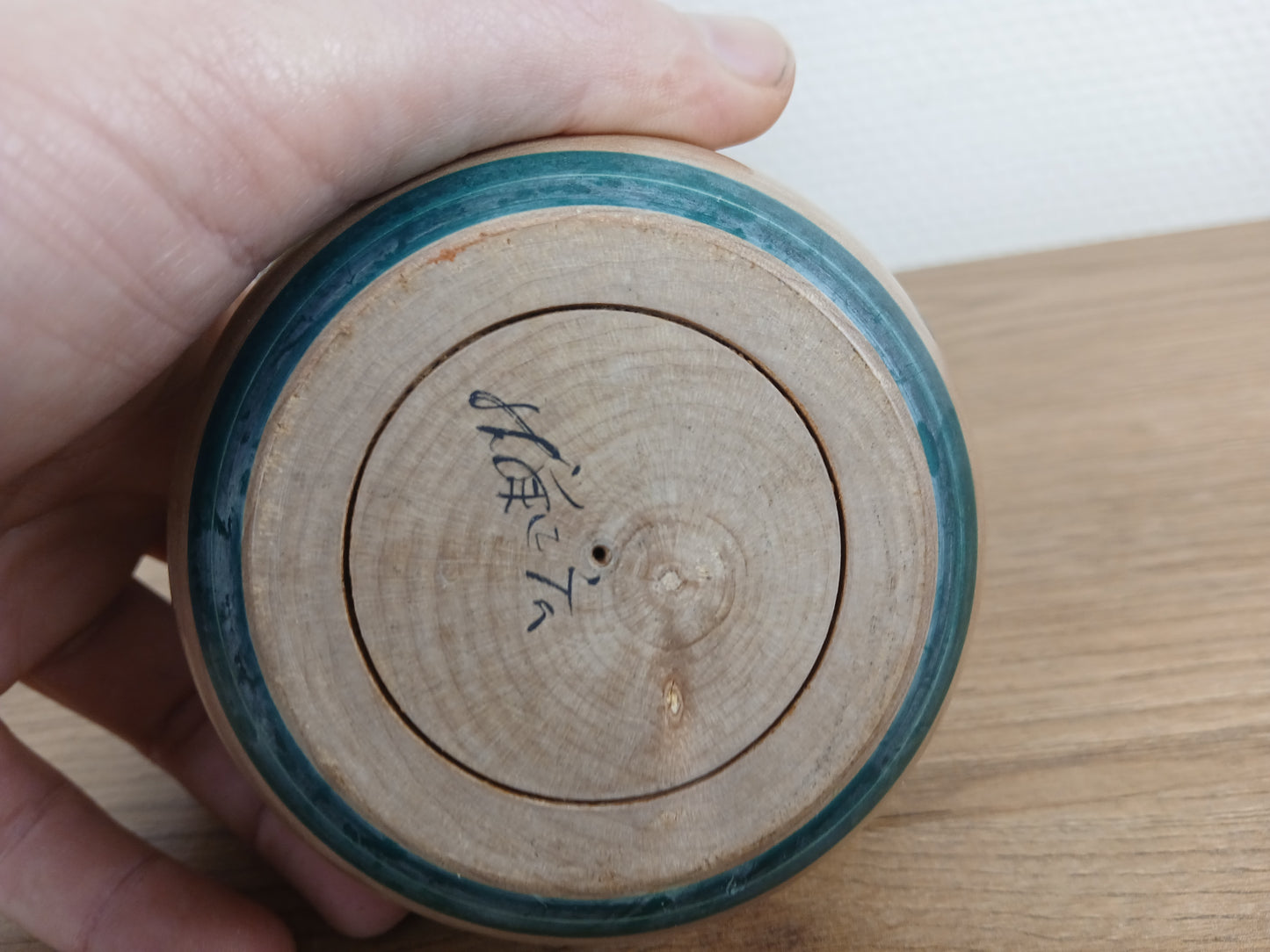 Vintage Ejiko kokeshi from the Togatta strain by Sato Masahiro