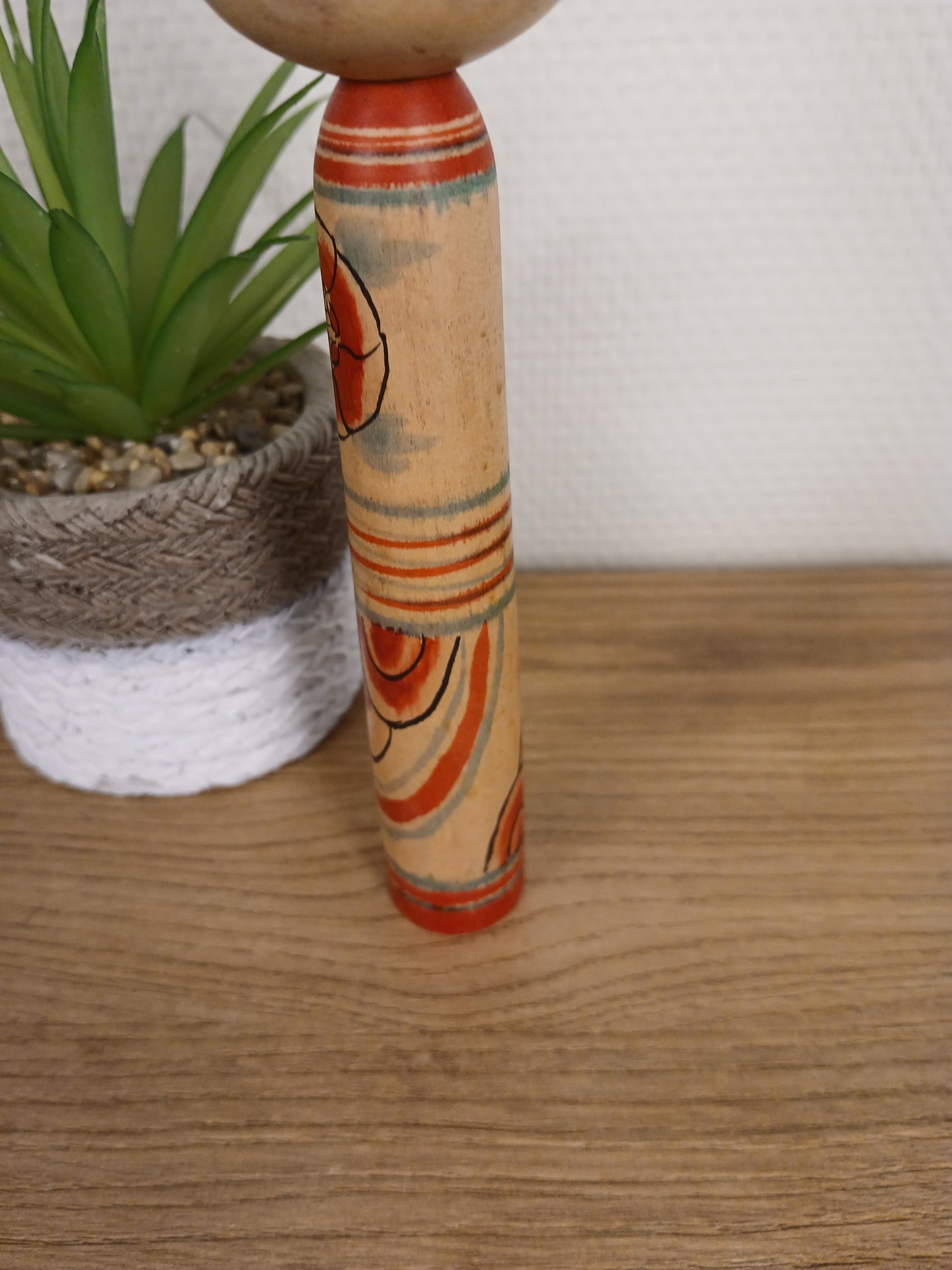 Traditional vintage Nakanosawa Kokeshi by Seya Juji (1924-2004)