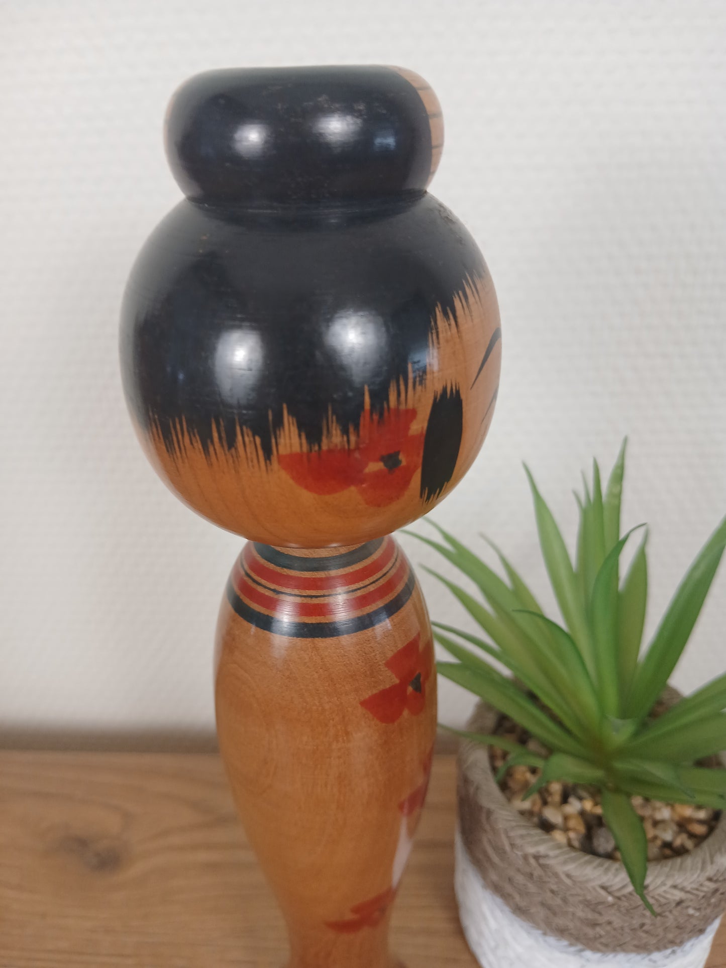 Vintage traditional Togatta kokeshi by Eitaro Sato (1939-)