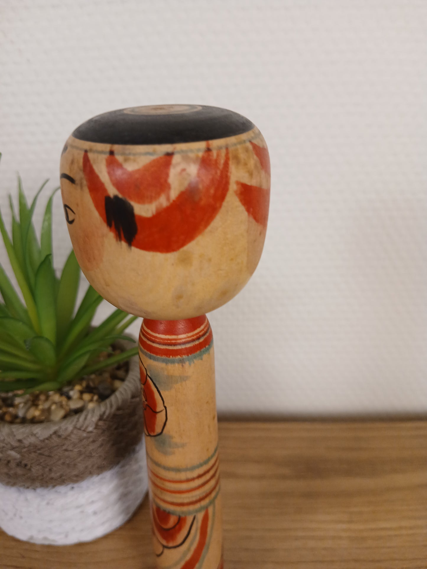 Traditional vintage Nakanosawa Kokeshi by Seya Juji (1924-2004)