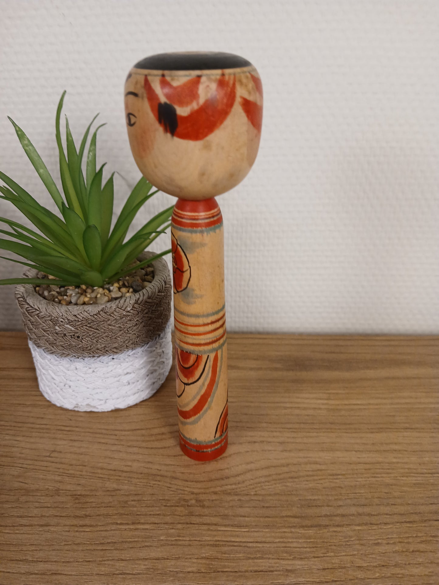 Traditional vintage Nakanosawa Kokeshi by Seya Juji (1924-2004)