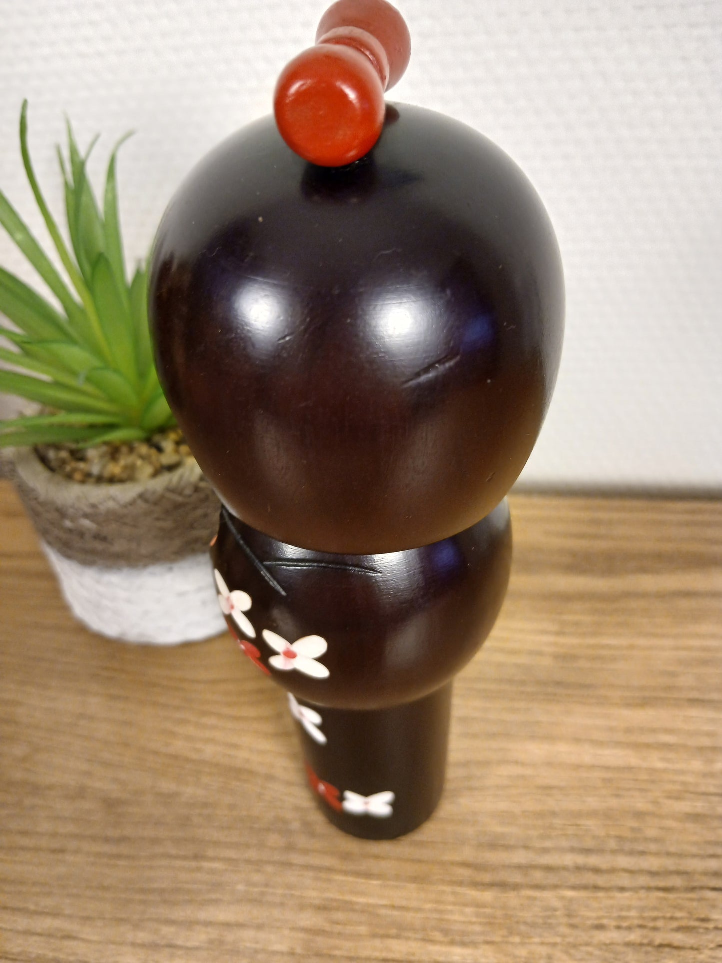 Vintage Gumma kokeshi made by Miyashita Hajime (1940-)