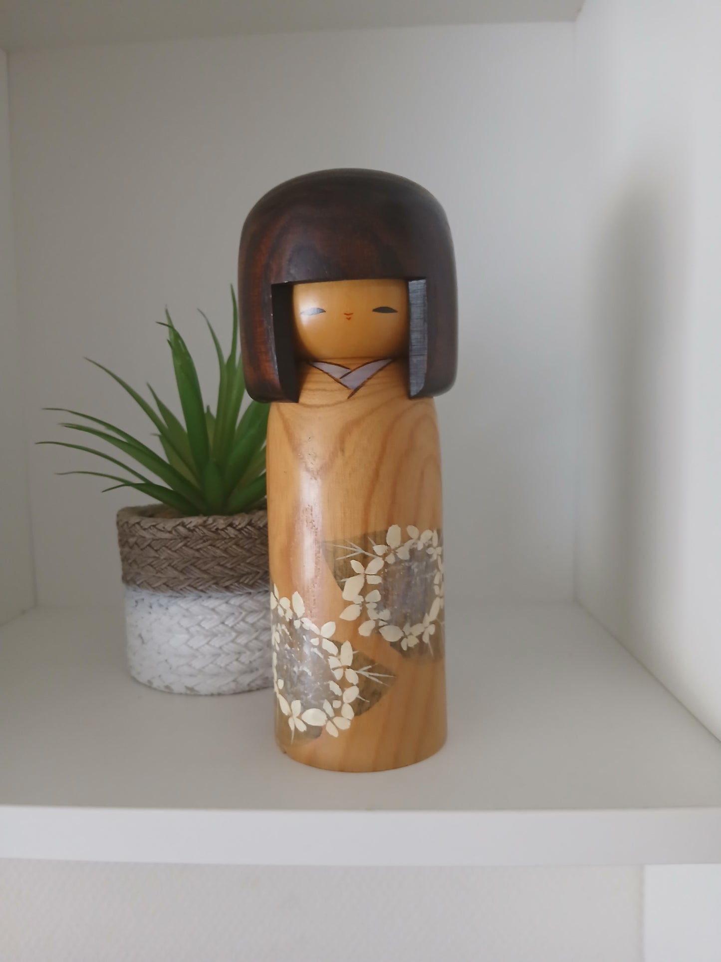 Vintage Gumma kokeshi by Usaburo