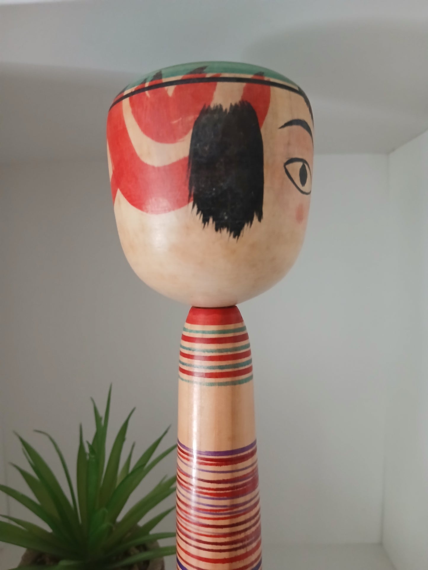 Vintage traditional Nakanosawa kokeshi by Iwamoto Yoshizo (1912-1973)
