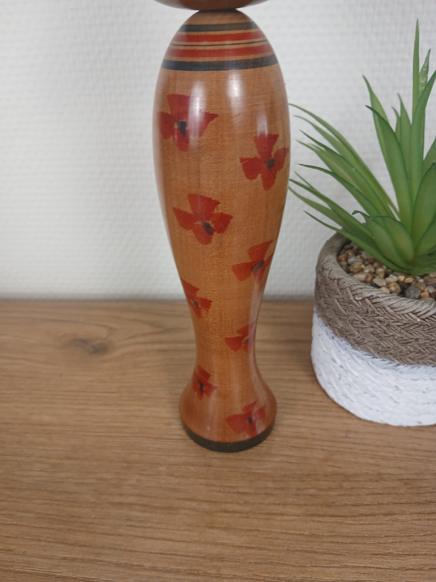 Vintage traditional Togatta kokeshi by Eitaro Sato (1939-)