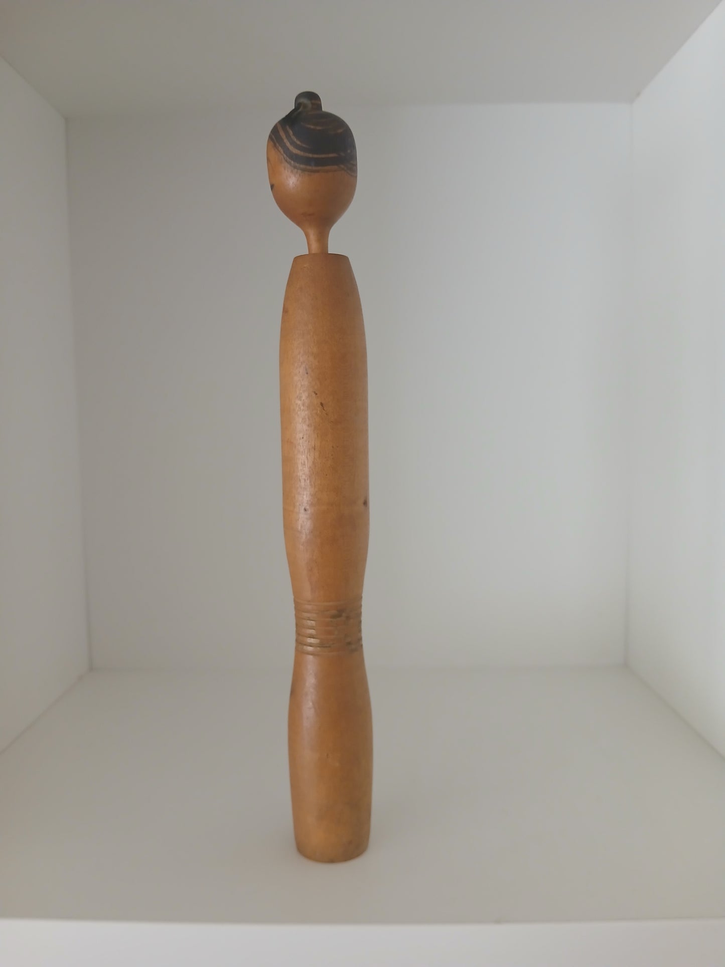 Rare vintage kokeshi by Inosuke Kobayashi (1931-)