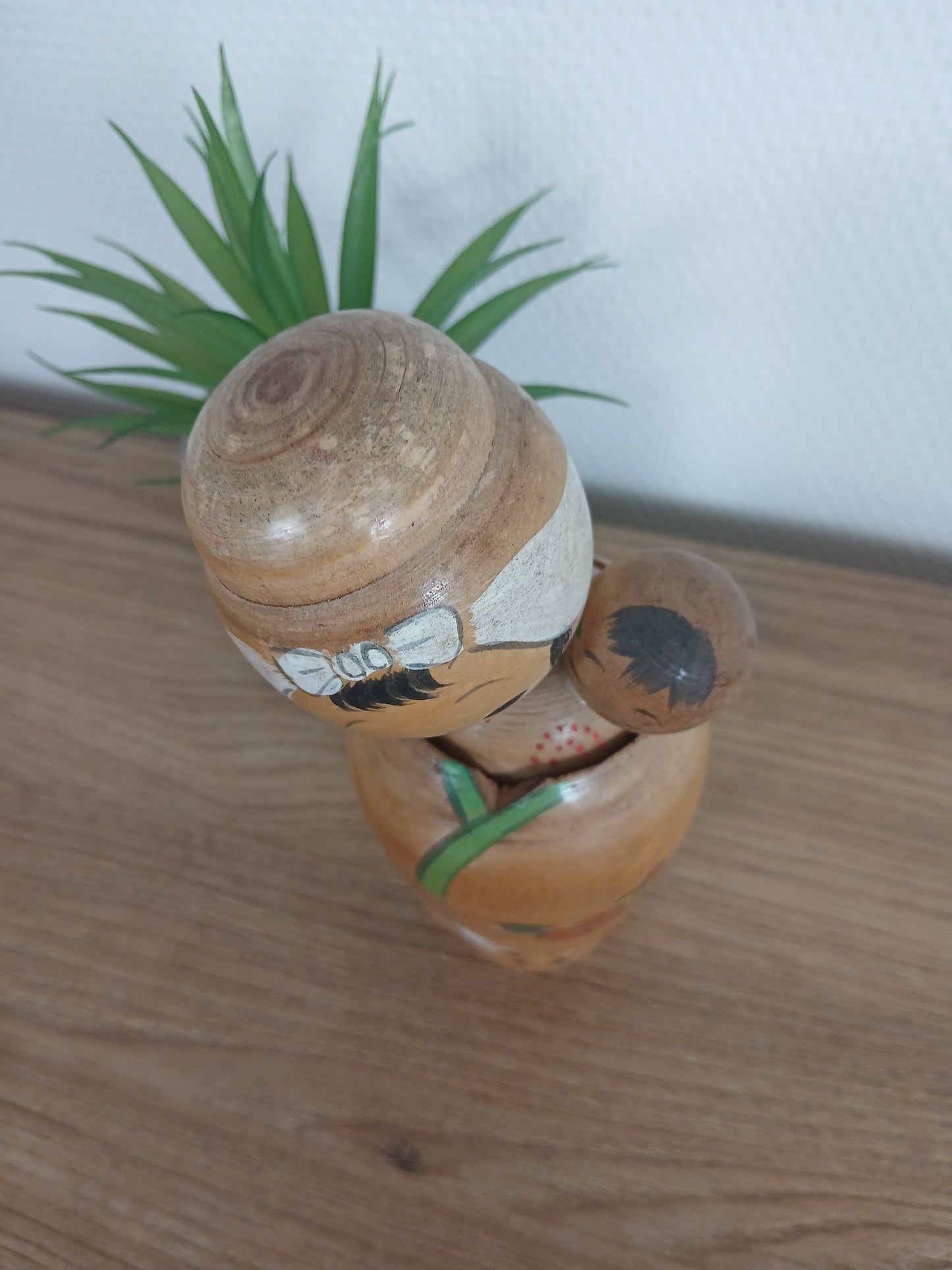 Vintage creative kokeshi by Miyagawa Kunio - Babysitter