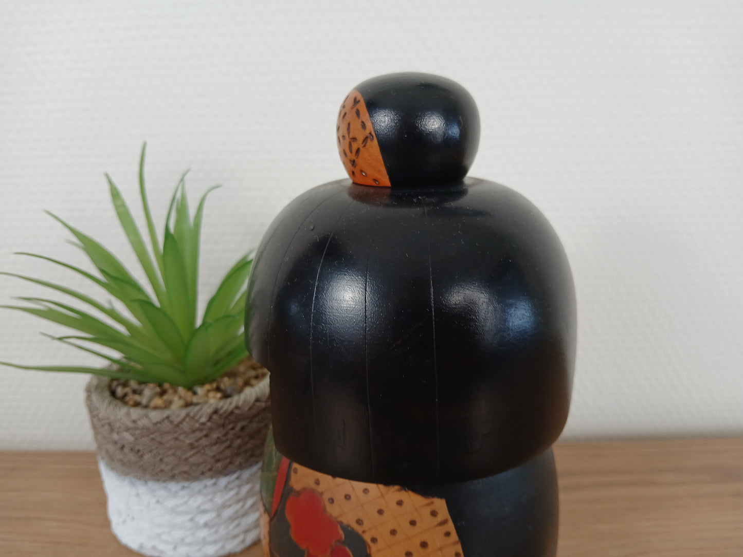Vintage Gumma kokeshi By Kazuo Takamizawa (1927-)