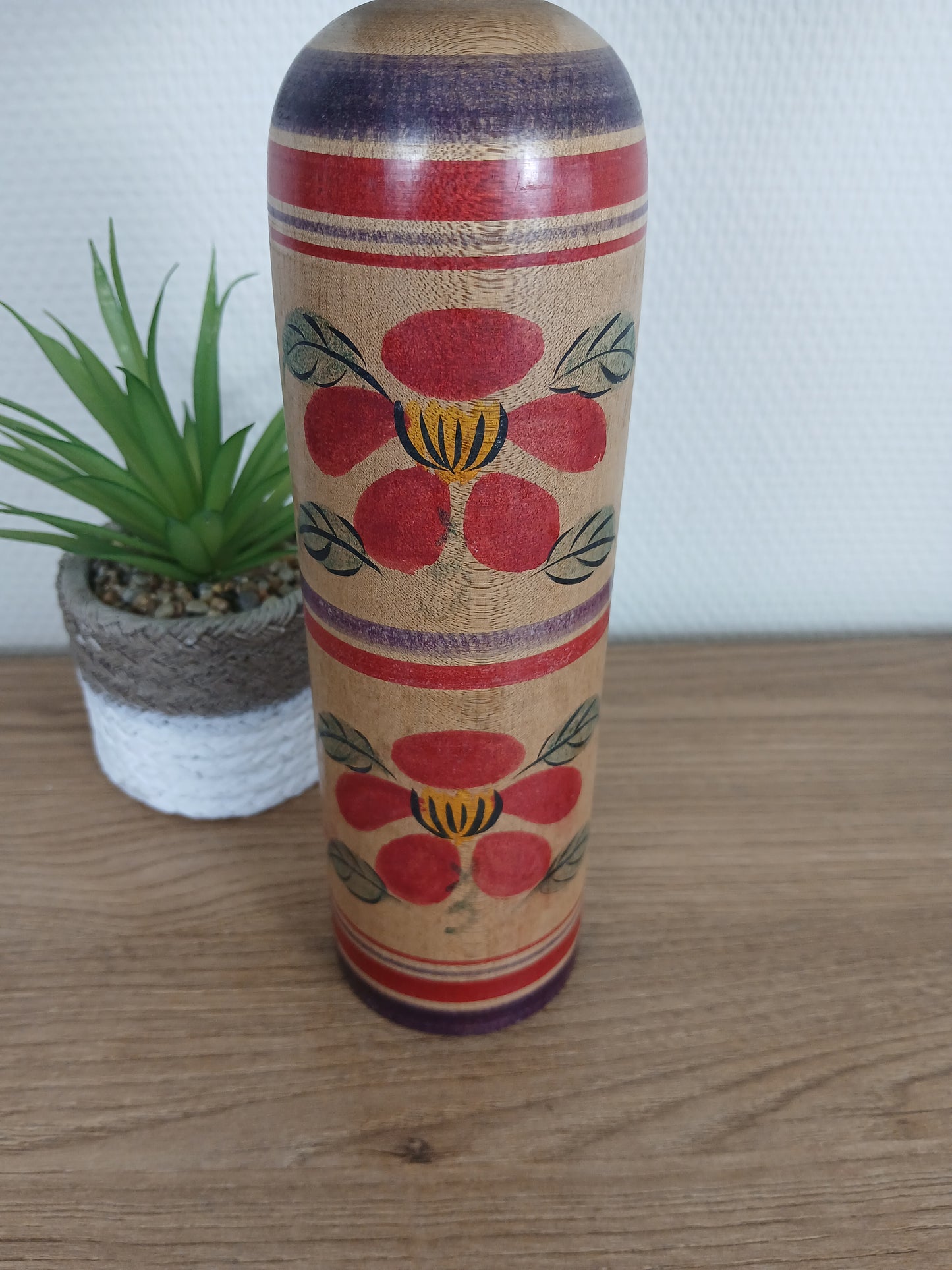 Rare Vintage traditional Tsugaru kokeshi by Mori Senzo (1922-2003)