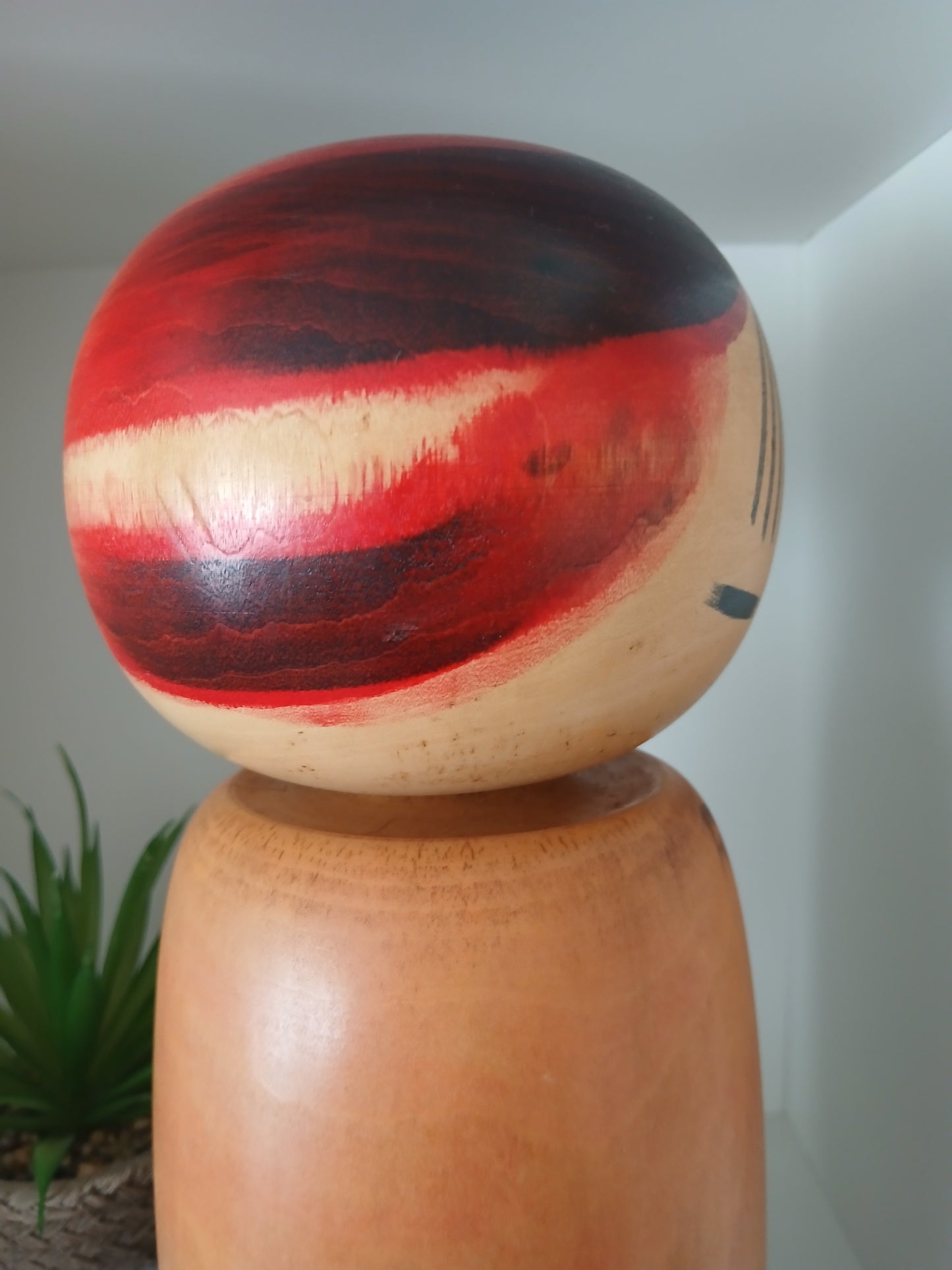 Rare vintage sosaku Kokeshi made by Masao Watanabe (1917-2007)