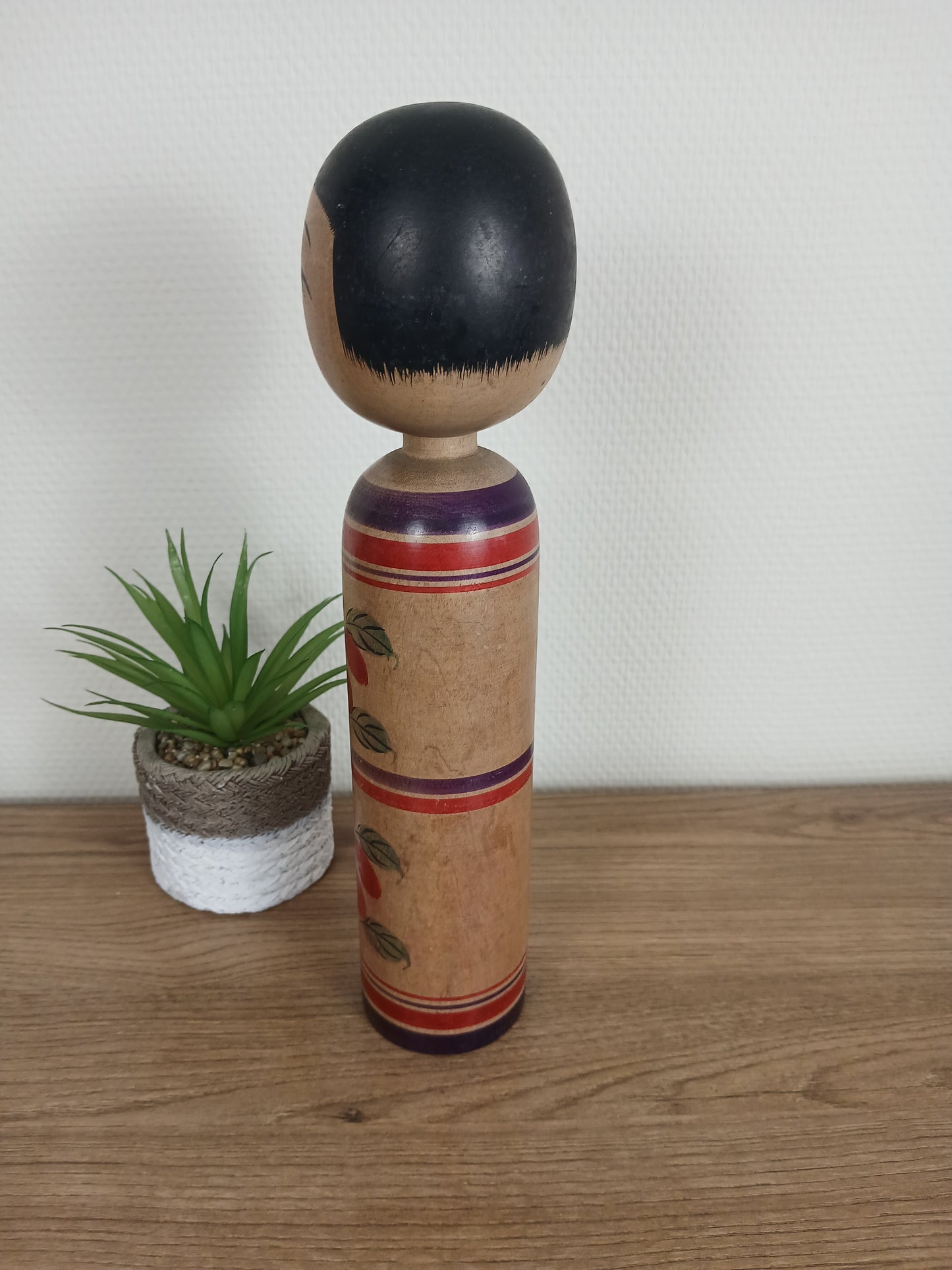 Rare Vintage traditional Tsugaru kokeshi by Mori Senzo (1922-2003)