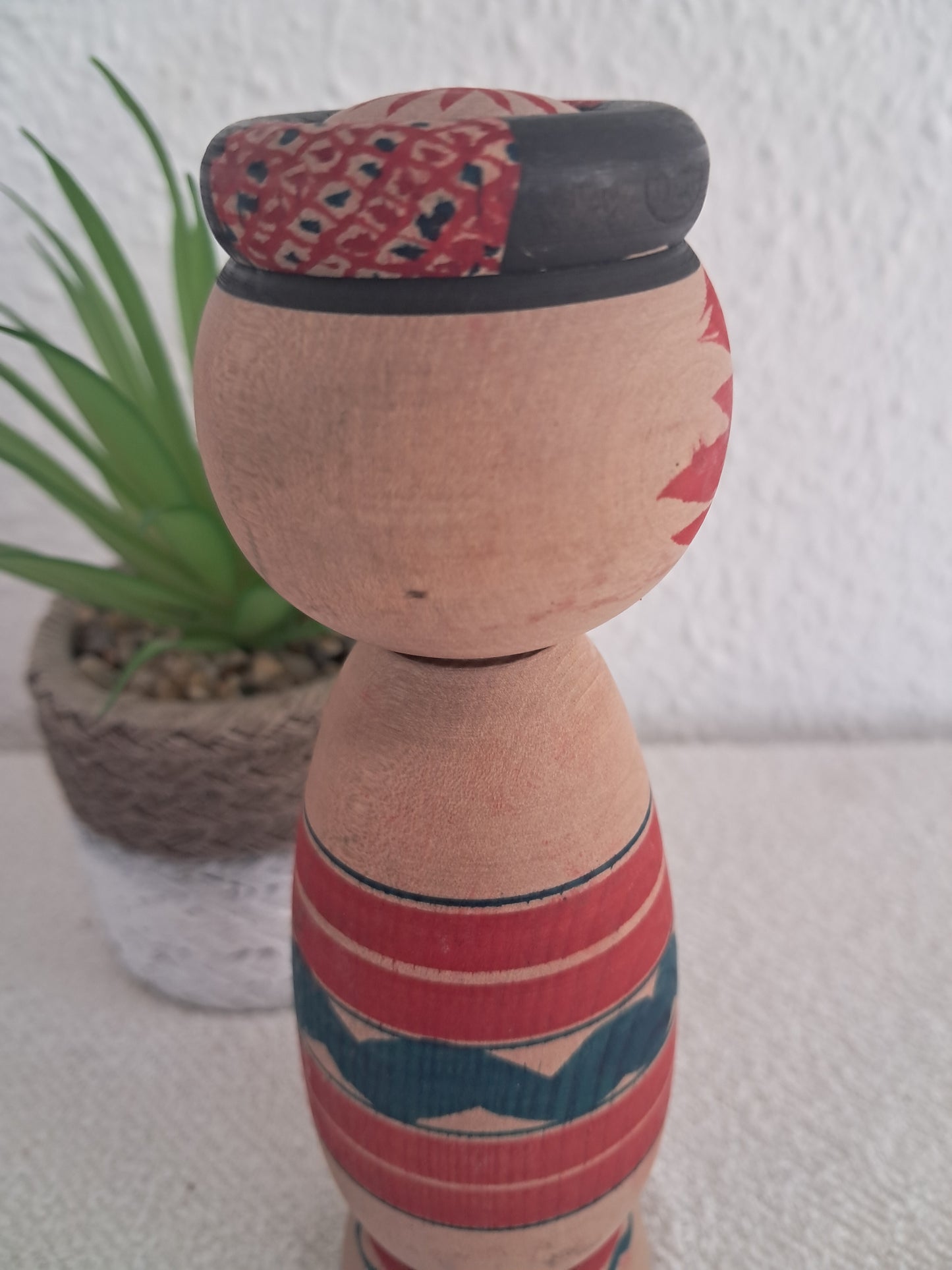 Yajiro kokeshi by Niyama Yoshinori (1960~)