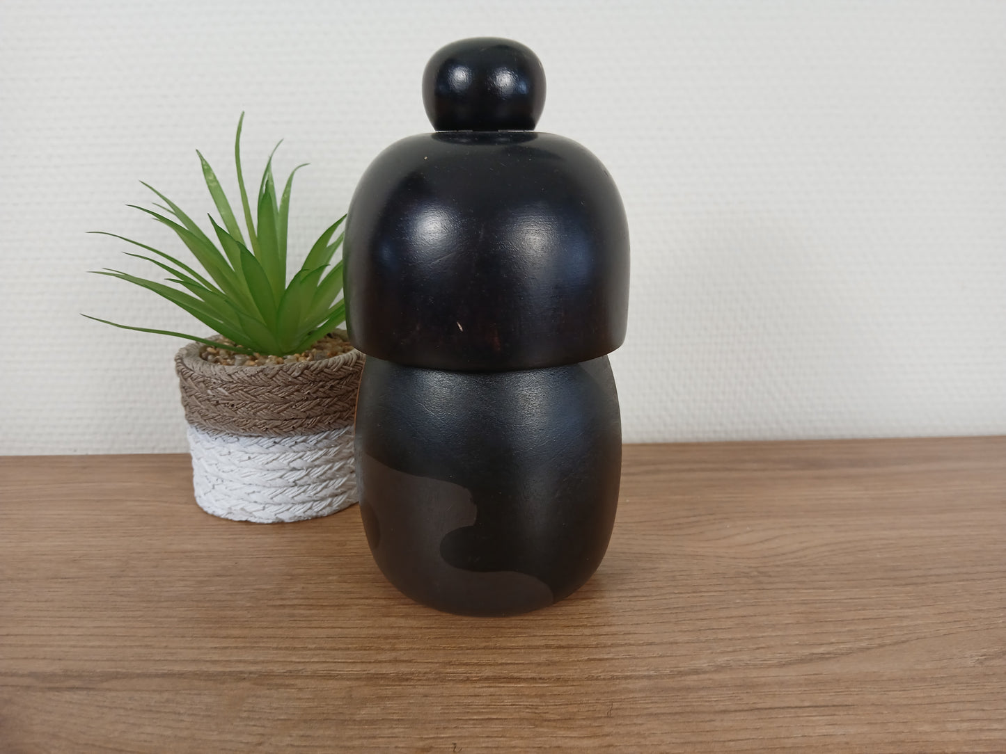 Vintage Gumma kokeshi By Kazuo Takamizawa (1927-)