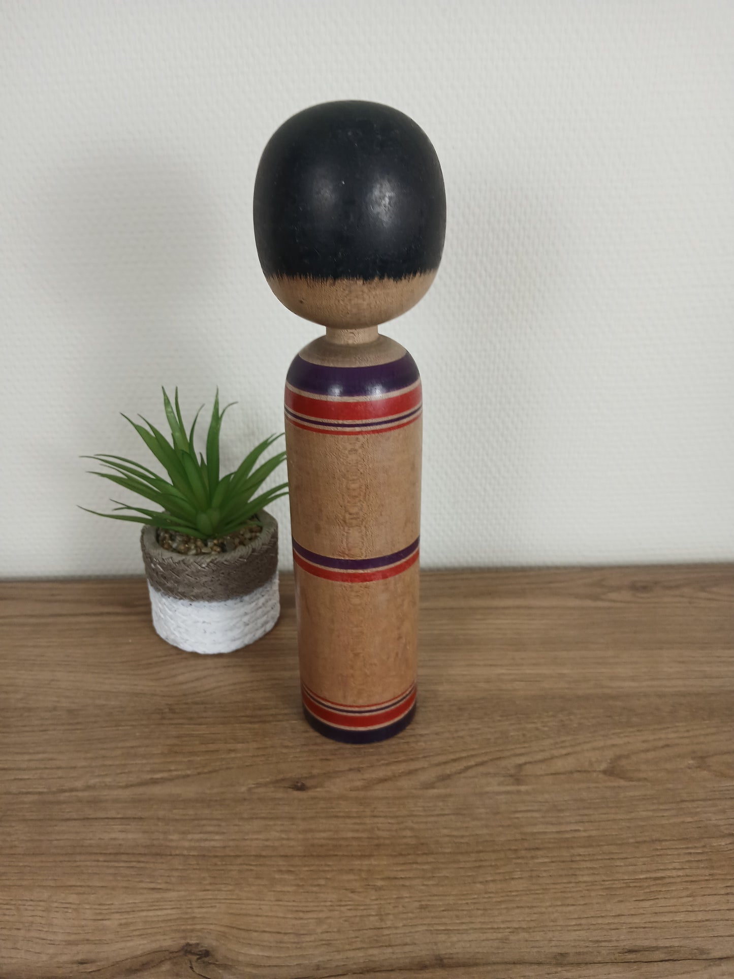 Rare Vintage traditional Tsugaru kokeshi by Mori Senzo (1922-2003)