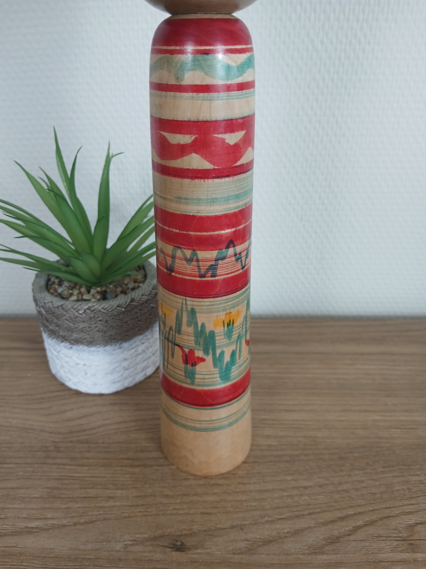 Vintage big Tsuchiyu Kokeshi by Jinnohara Kazunori with hat