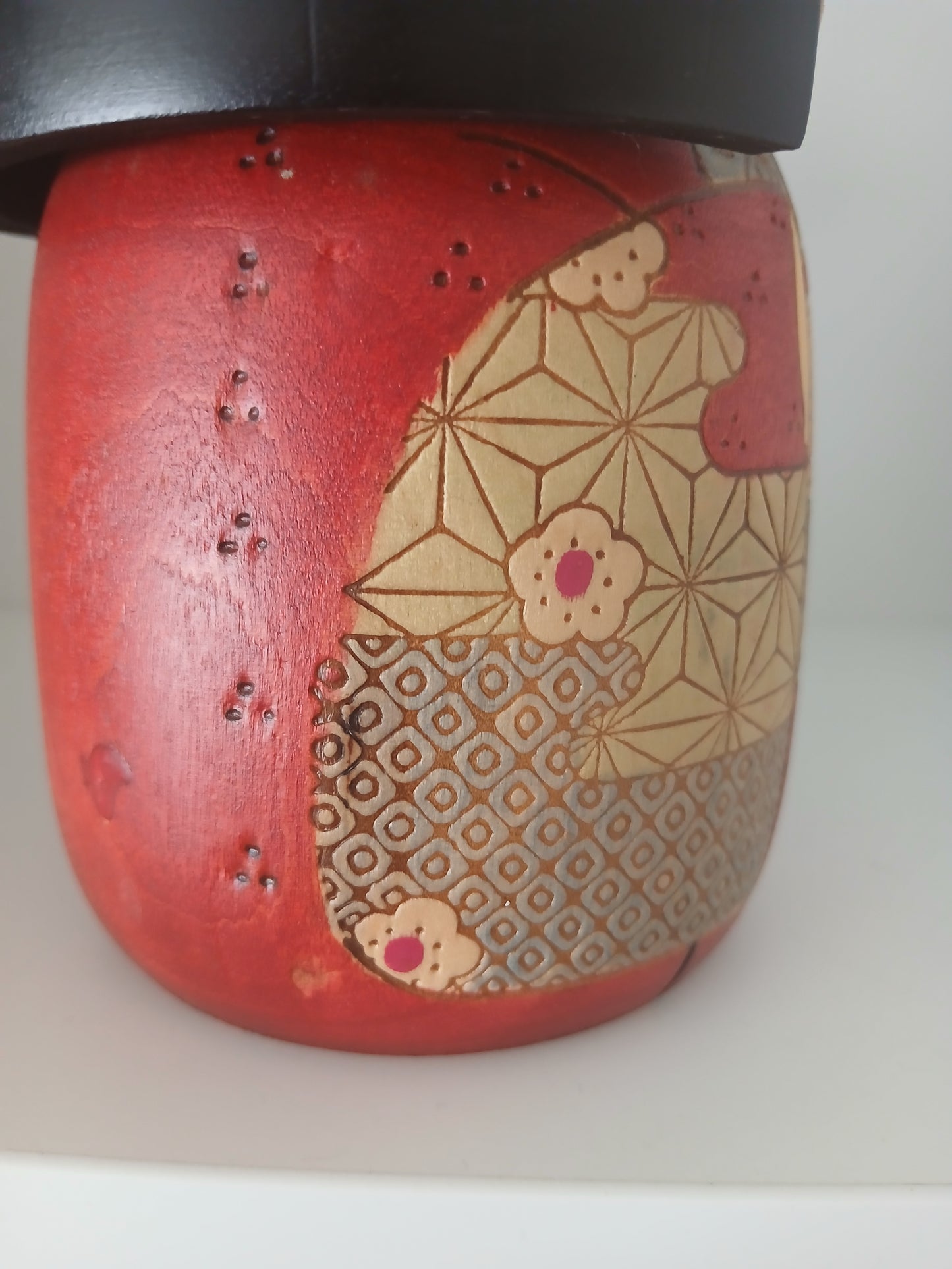Vintage Gumma kokeshi made by Kazuo Takamizawa (1927-)