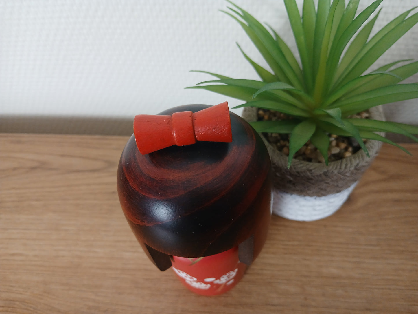 Vintage creative kokeshi with storage box - Dated 1981