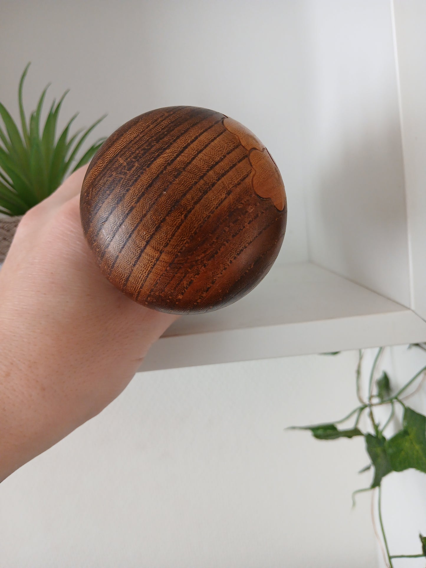 Lovely vintage Sosaku kokeshi by Yamakawa Isamu (1928-)