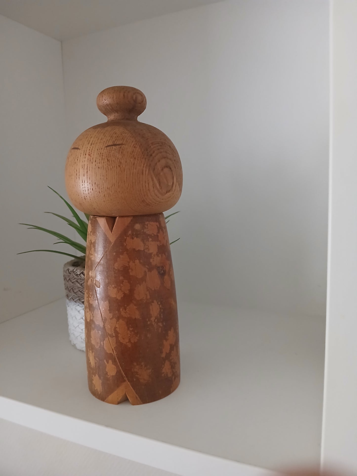 Rare Vintage sosaku kokeshi By Issetsu Kuribayashi (1924-2011)