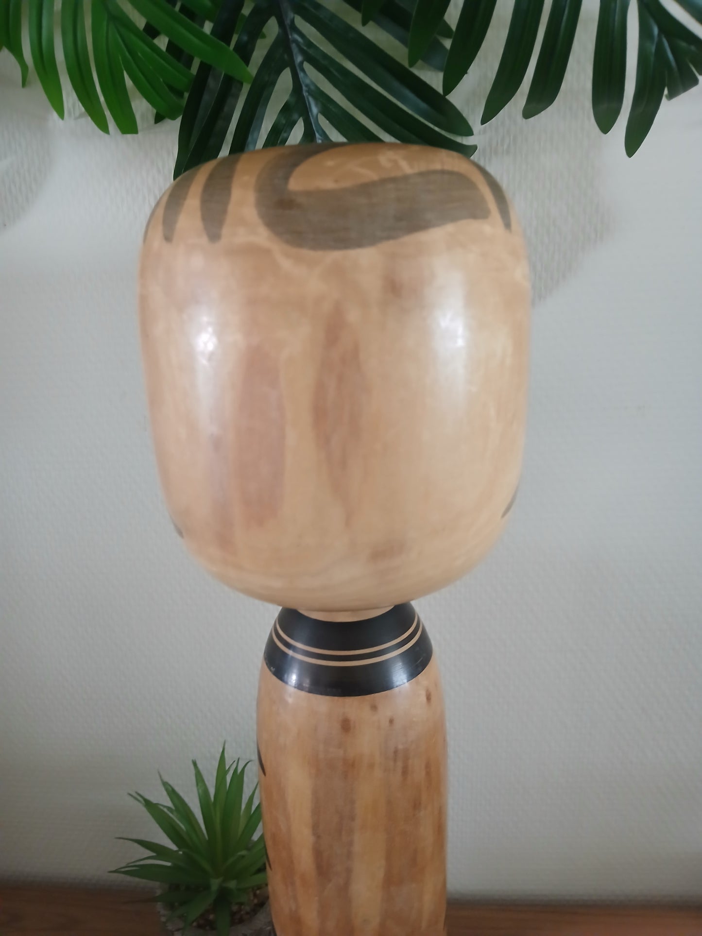 XL Vintage traditional monochrome Togatta kokeshi by Asukura