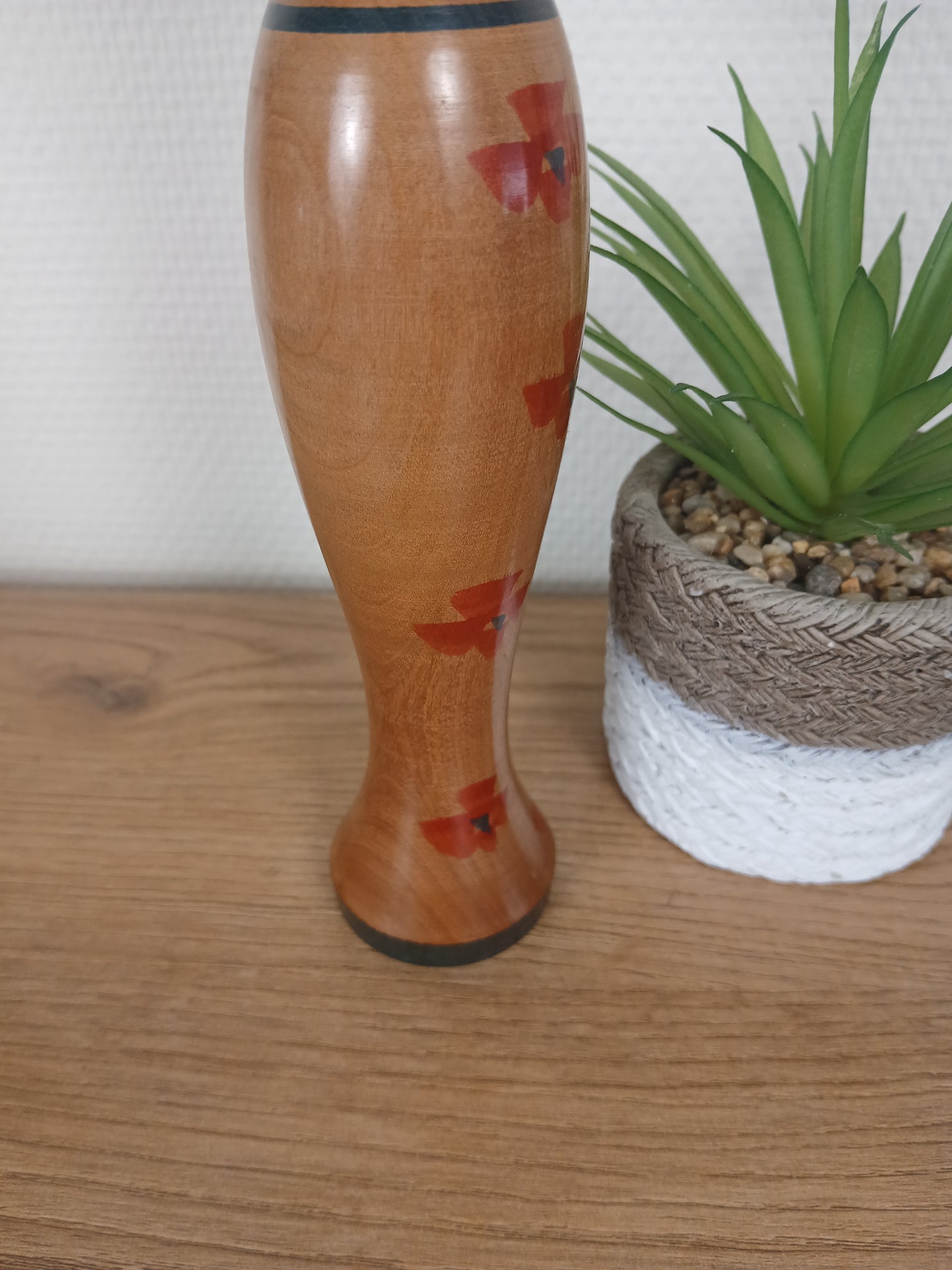 Vintage traditional Togatta kokeshi by Eitaro Sato (1939-)