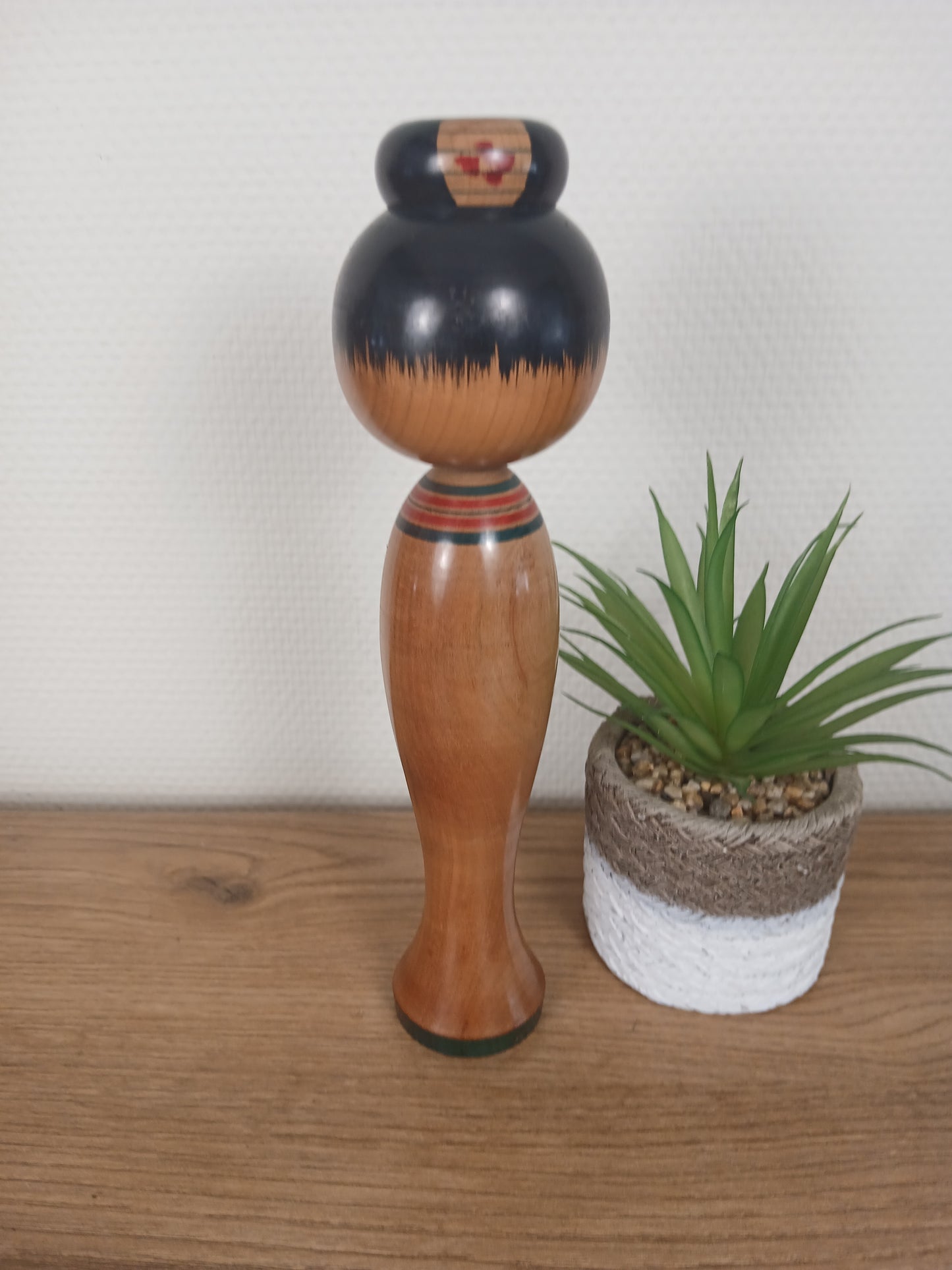 Vintage traditional Togatta kokeshi by Eitaro Sato (1939-)