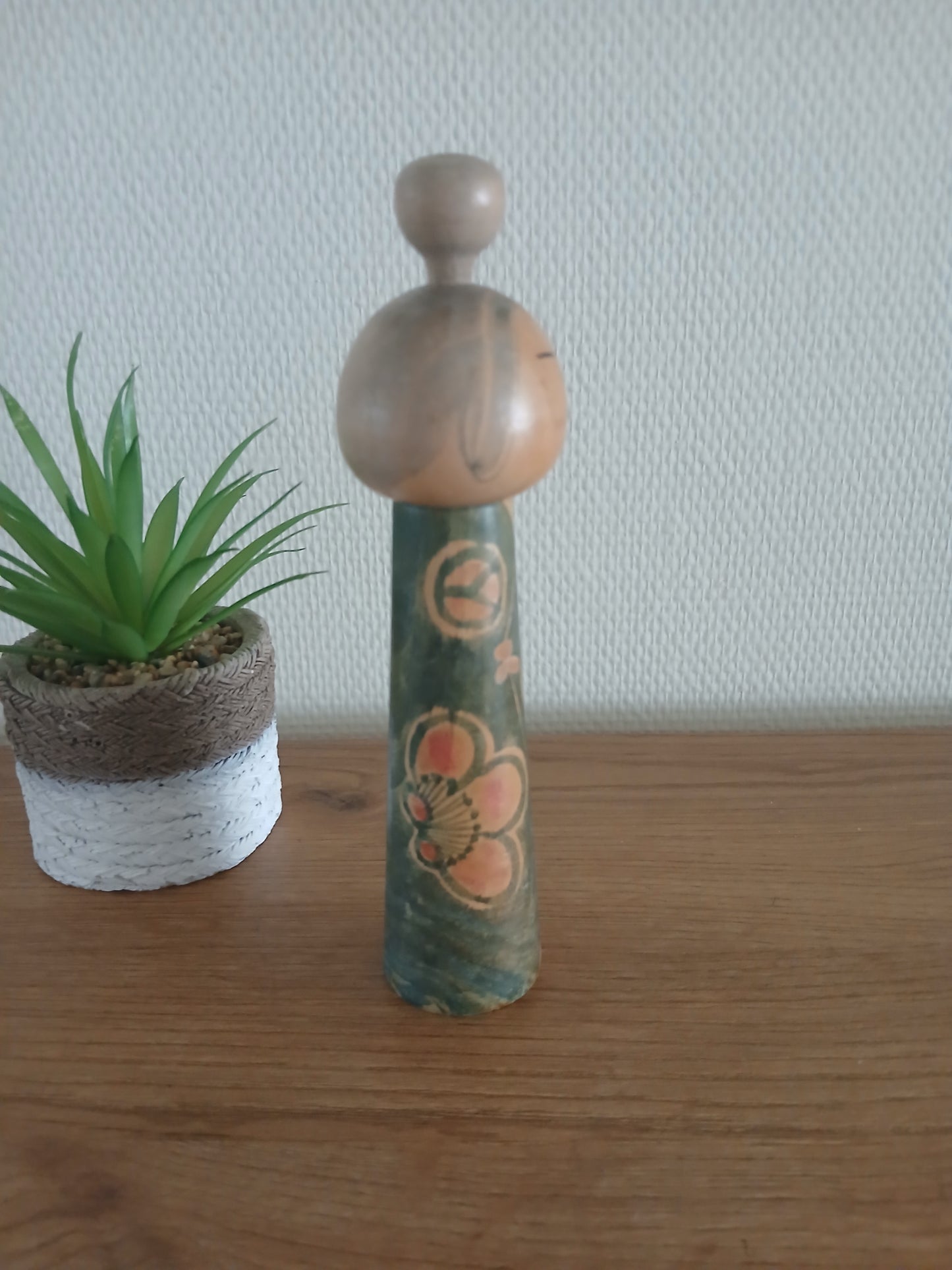 Vintage creative kokeshi by Issetsu Kuribayashi (1924-2011)