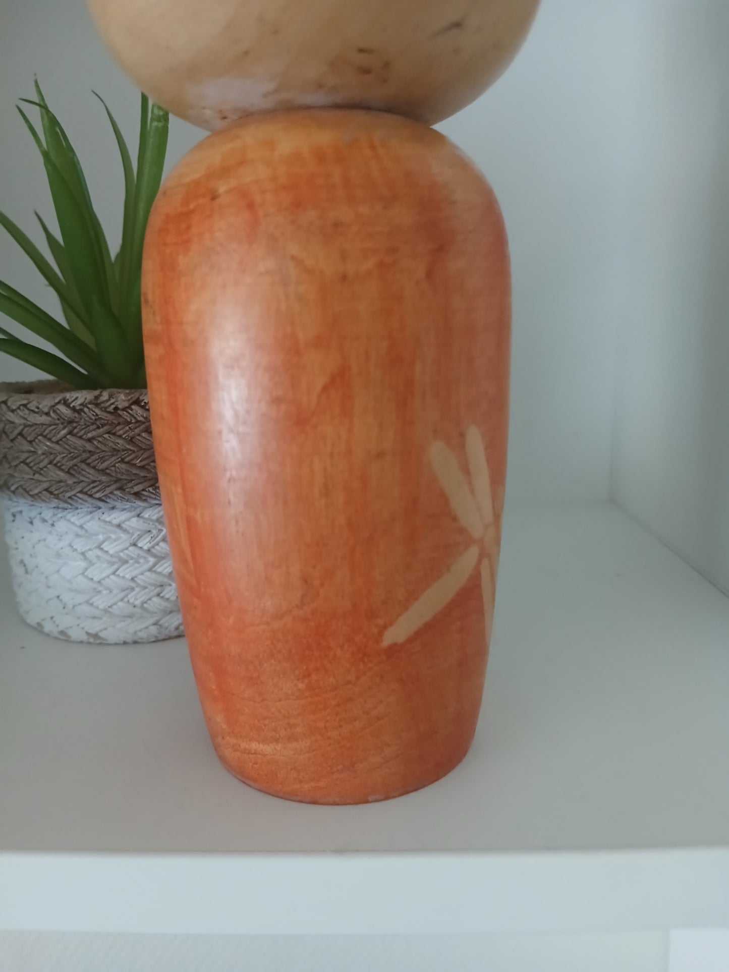 Rare Vintage sosaku kokeshi By Issetsu Kuribayashi (1924-2011)