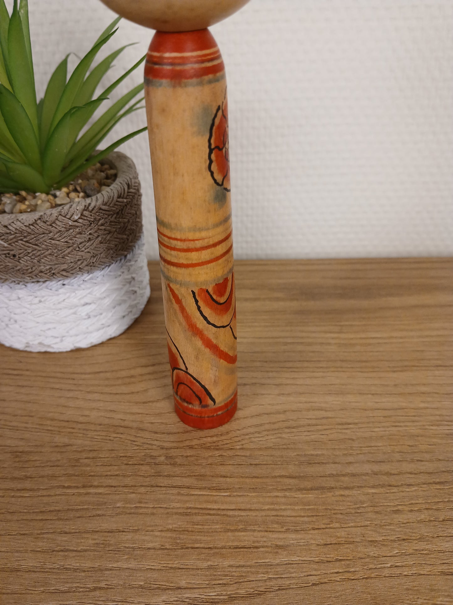Traditional vintage Nakanosawa Kokeshi by Seya Juji (1924-2004)