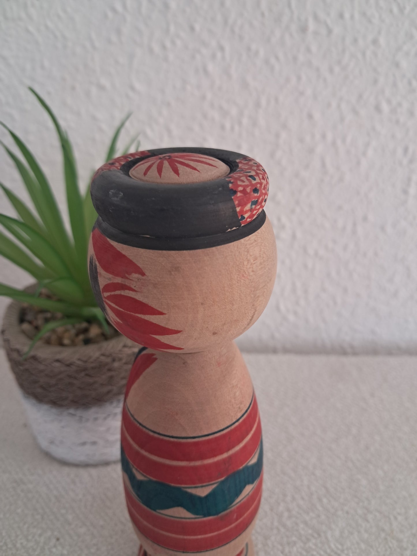 Yajiro kokeshi by Niyama Yoshinori (1960~)