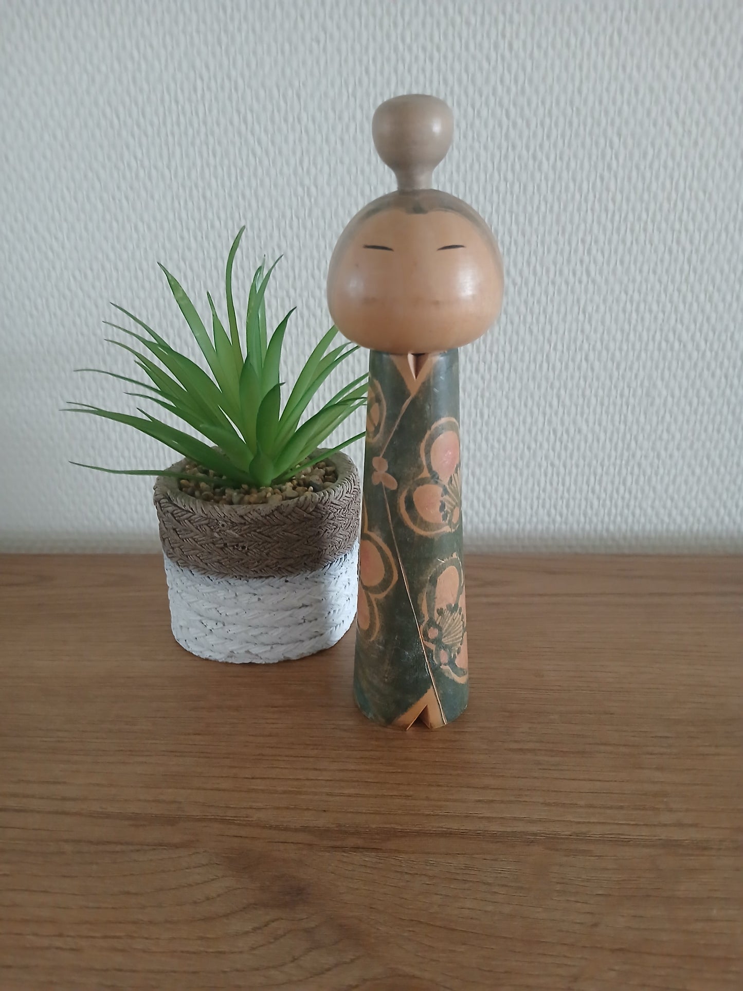 Vintage creative kokeshi by Issetsu Kuribayashi (1924-2011)