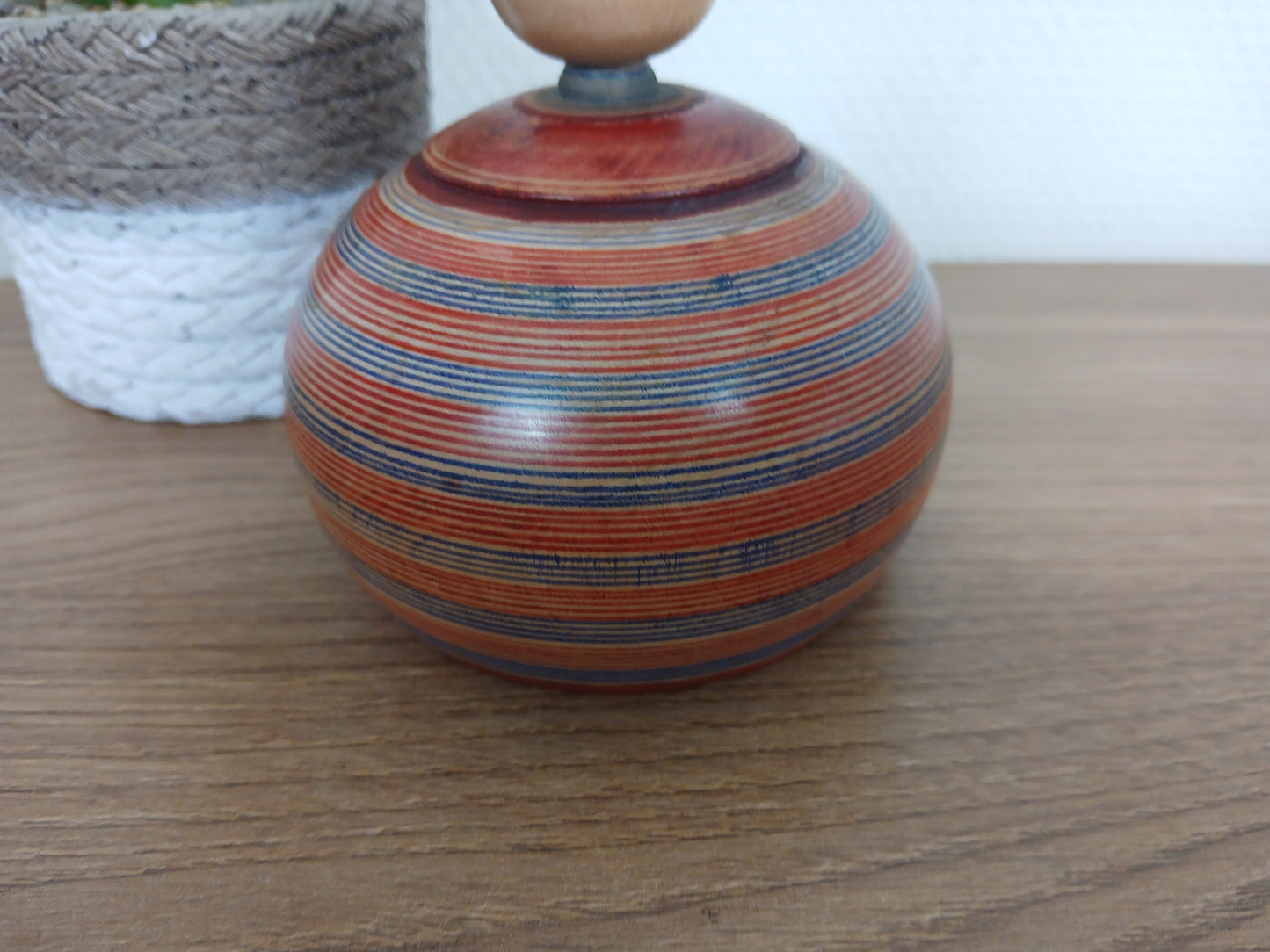 Vintage Ejiko kokeshi by Bunichi Kamata(1900-1984)