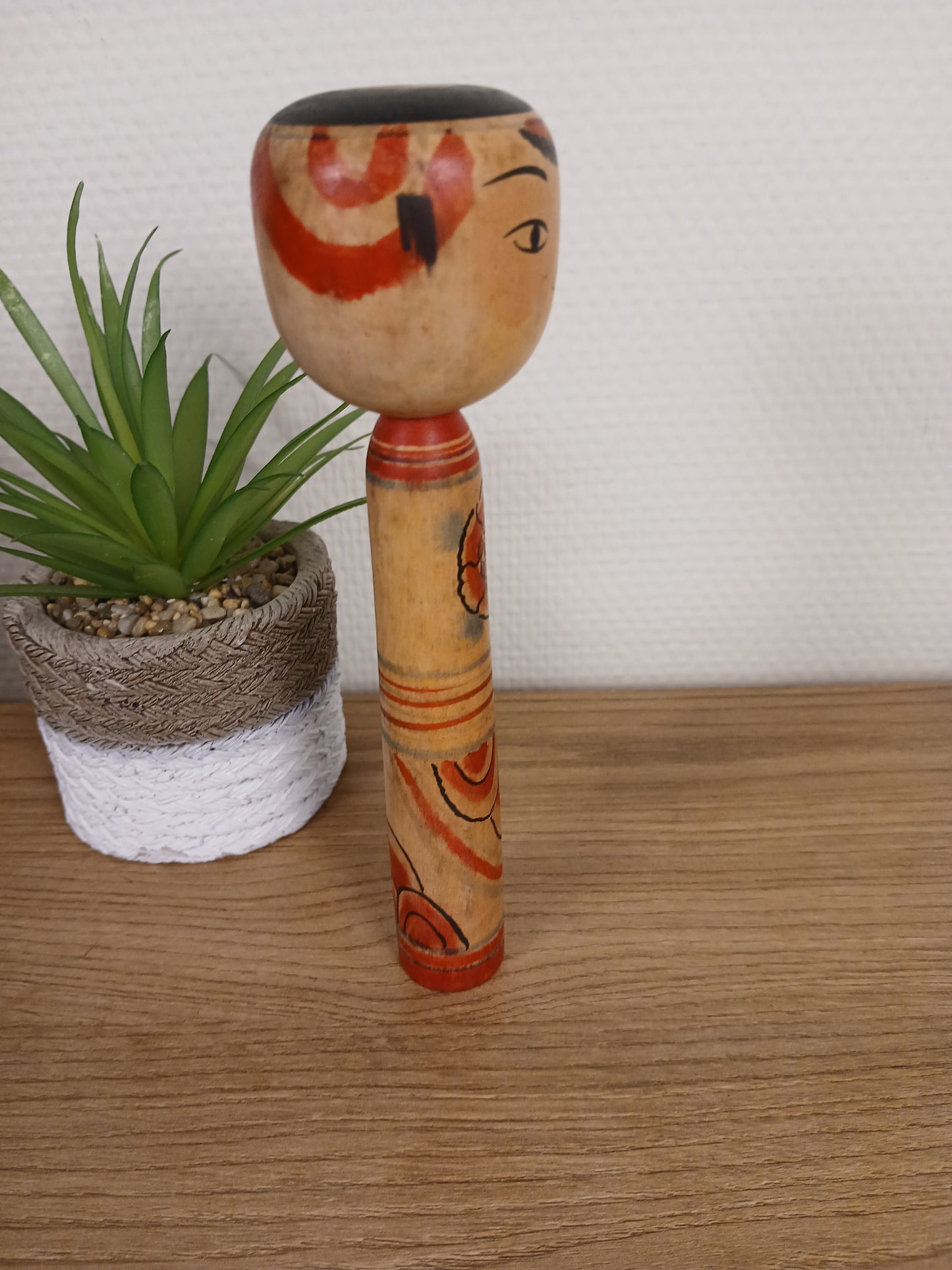 Traditional vintage Nakanosawa Kokeshi by Seya Juji (1924-2004)