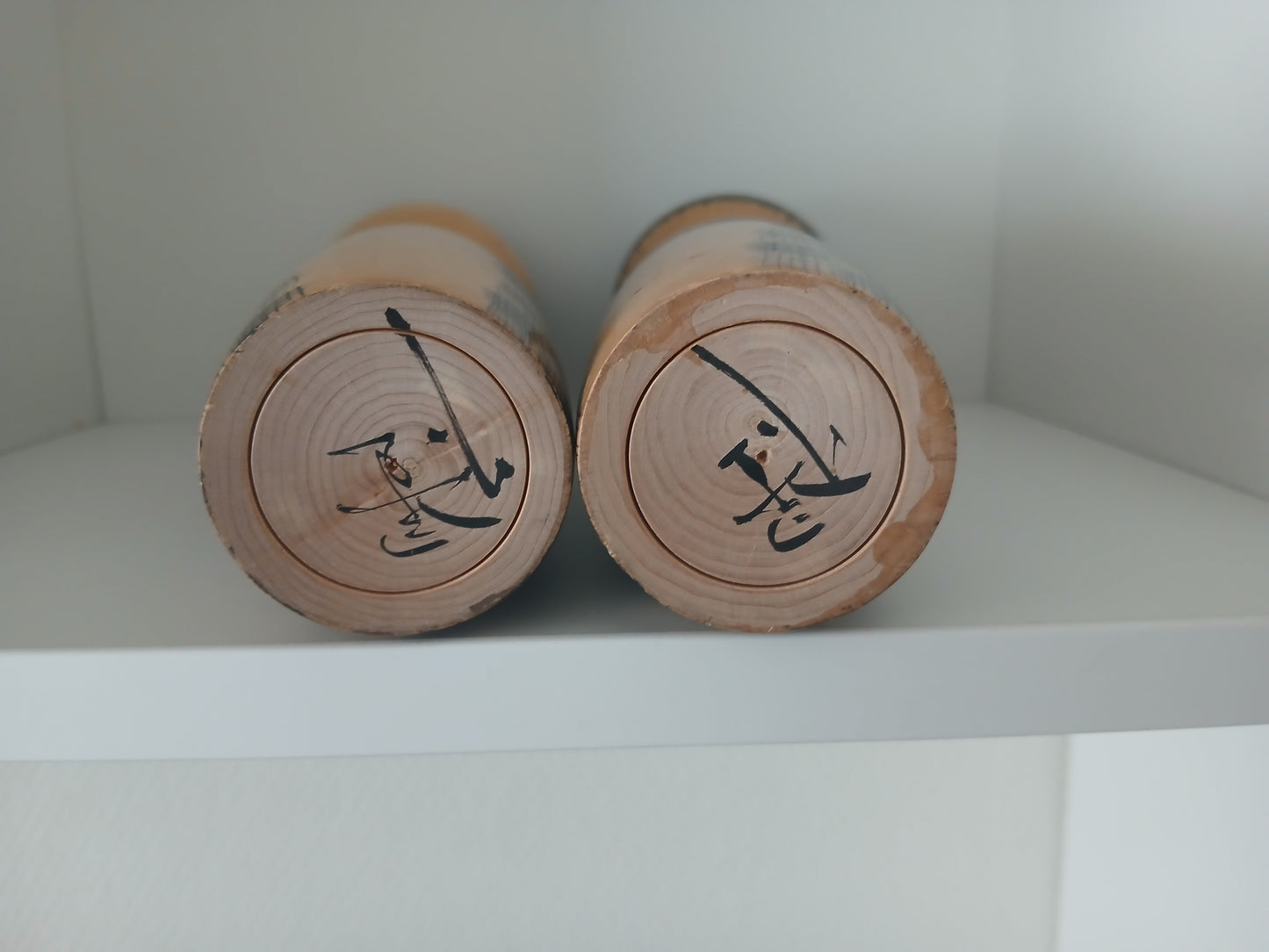 Lovely husband and wife kokeshi by Hoshi