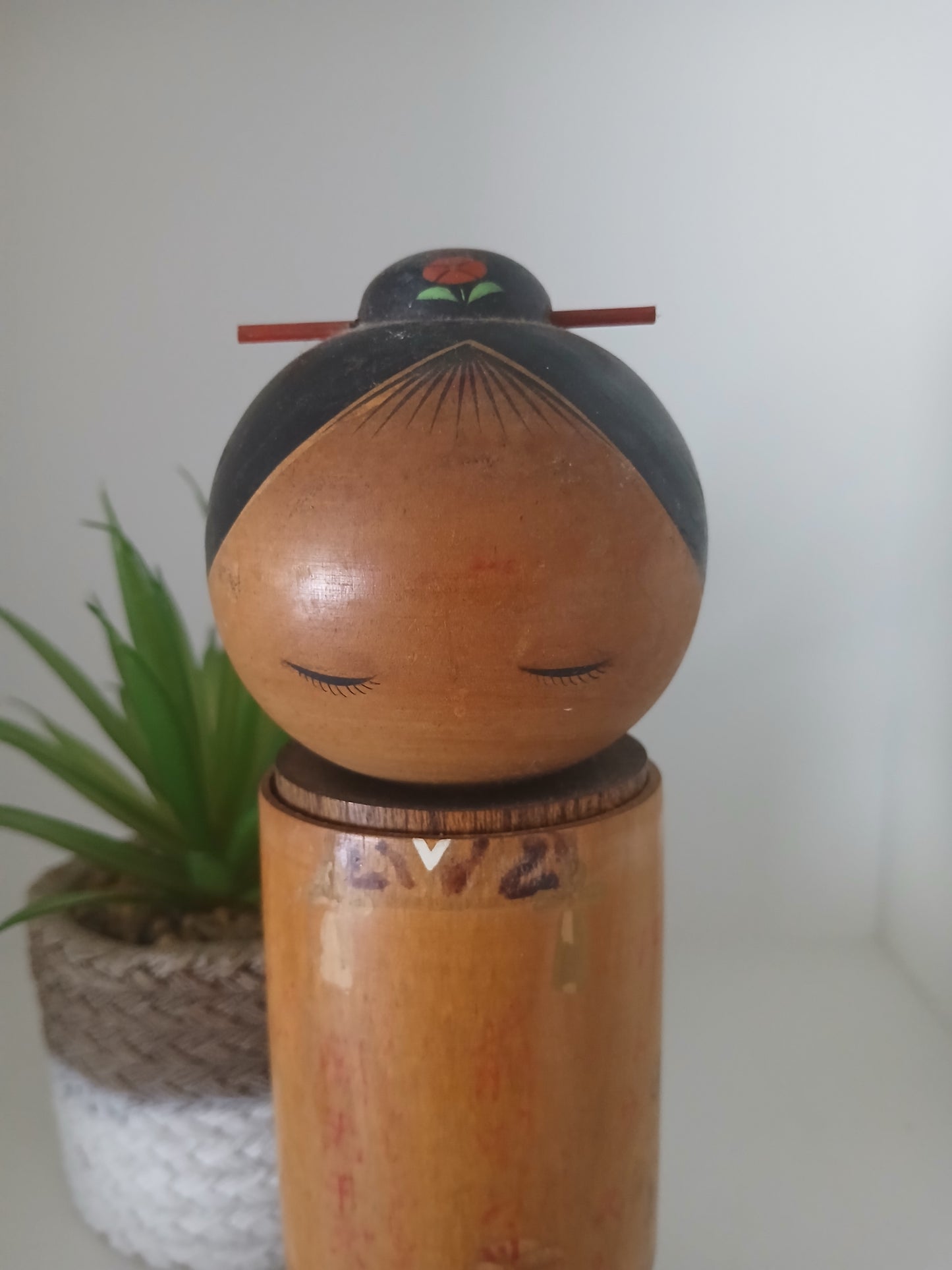Award winning kokeshi made by Izumi Ueda