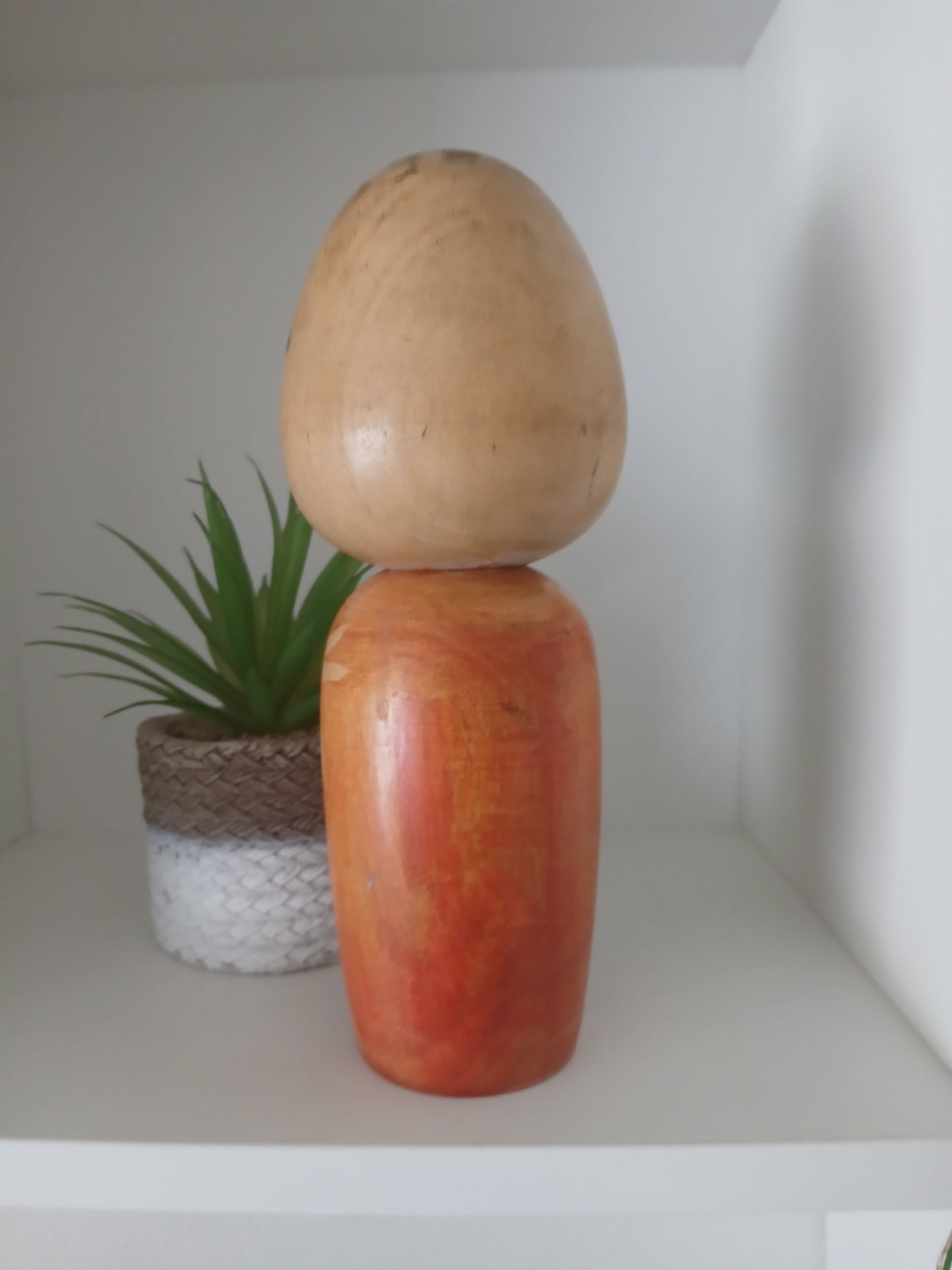 Rare Vintage sosaku kokeshi By Issetsu Kuribayashi (1924-2011)