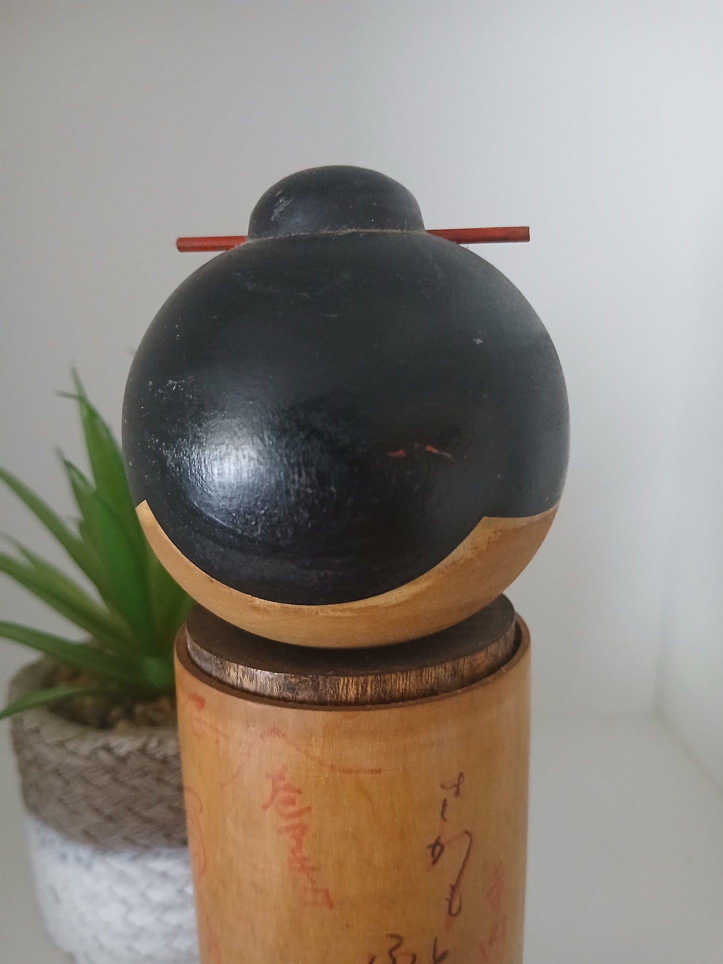 Award winning kokeshi made by Izumi Ueda