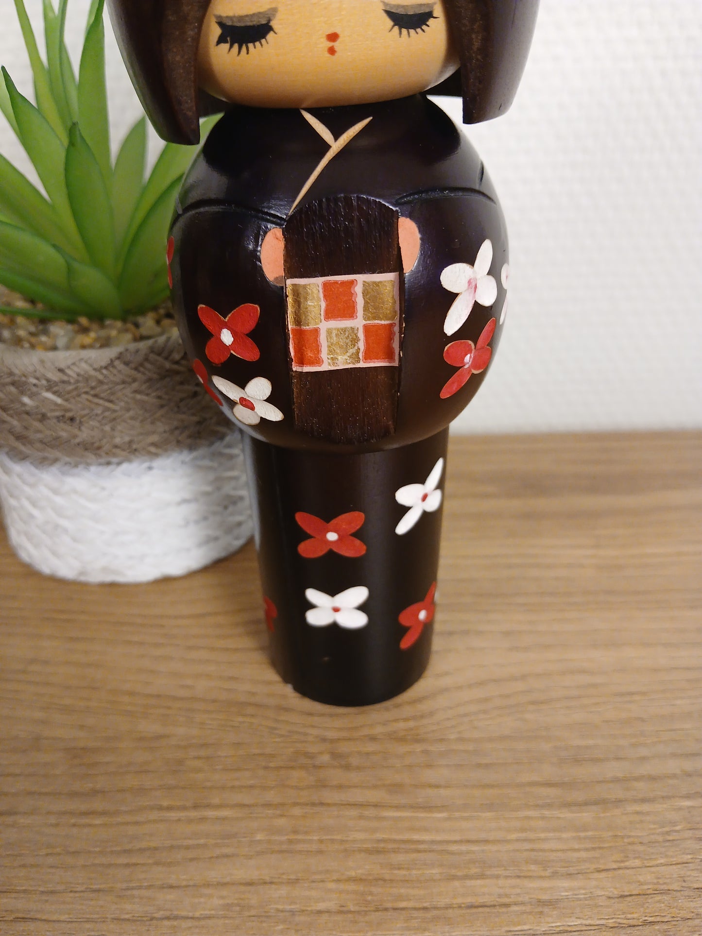 Vintage Gumma kokeshi made by Miyashita Hajime (1940-)