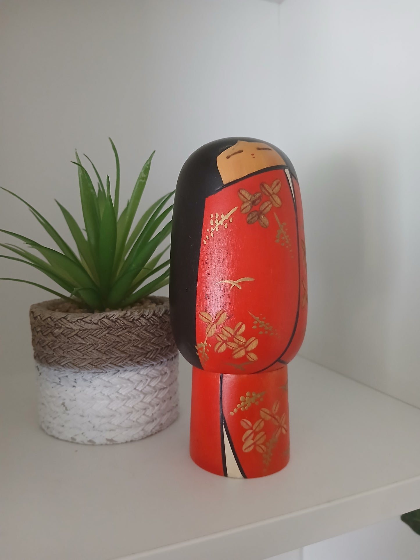 Vintage creative kokeshi by Hajime Miyashita (1940)