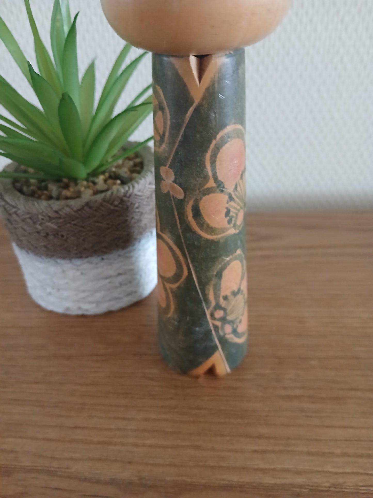 Vintage creative kokeshi by Issetsu Kuribayashi (1924-2011)